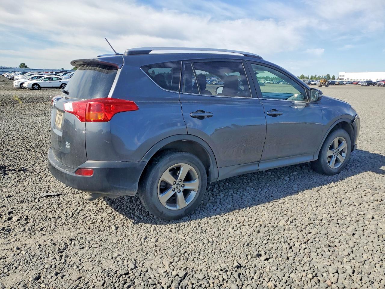 2015 Toyota Rav4 Xle Gray vin: JTMRFREV1FD126996