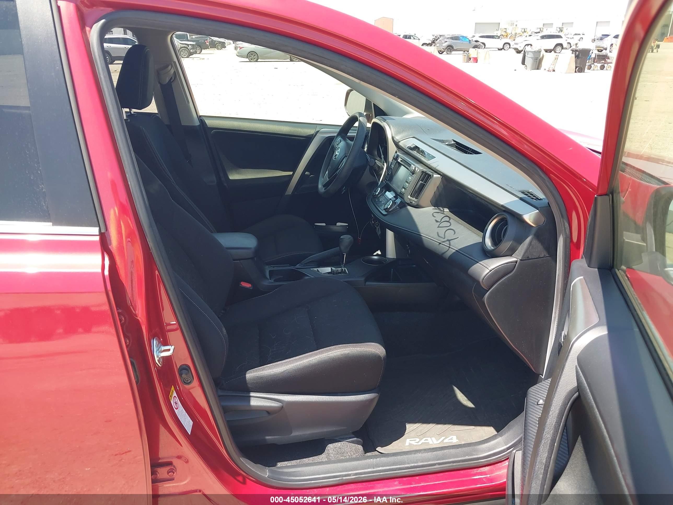 2015 Toyota Rav4 Xle Red vin: JTMRFREV1FD149744
