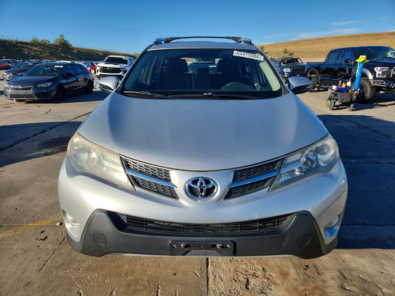 2015 Toyota Rav4 Xle Silver vin: JTMRFREV1FD159853