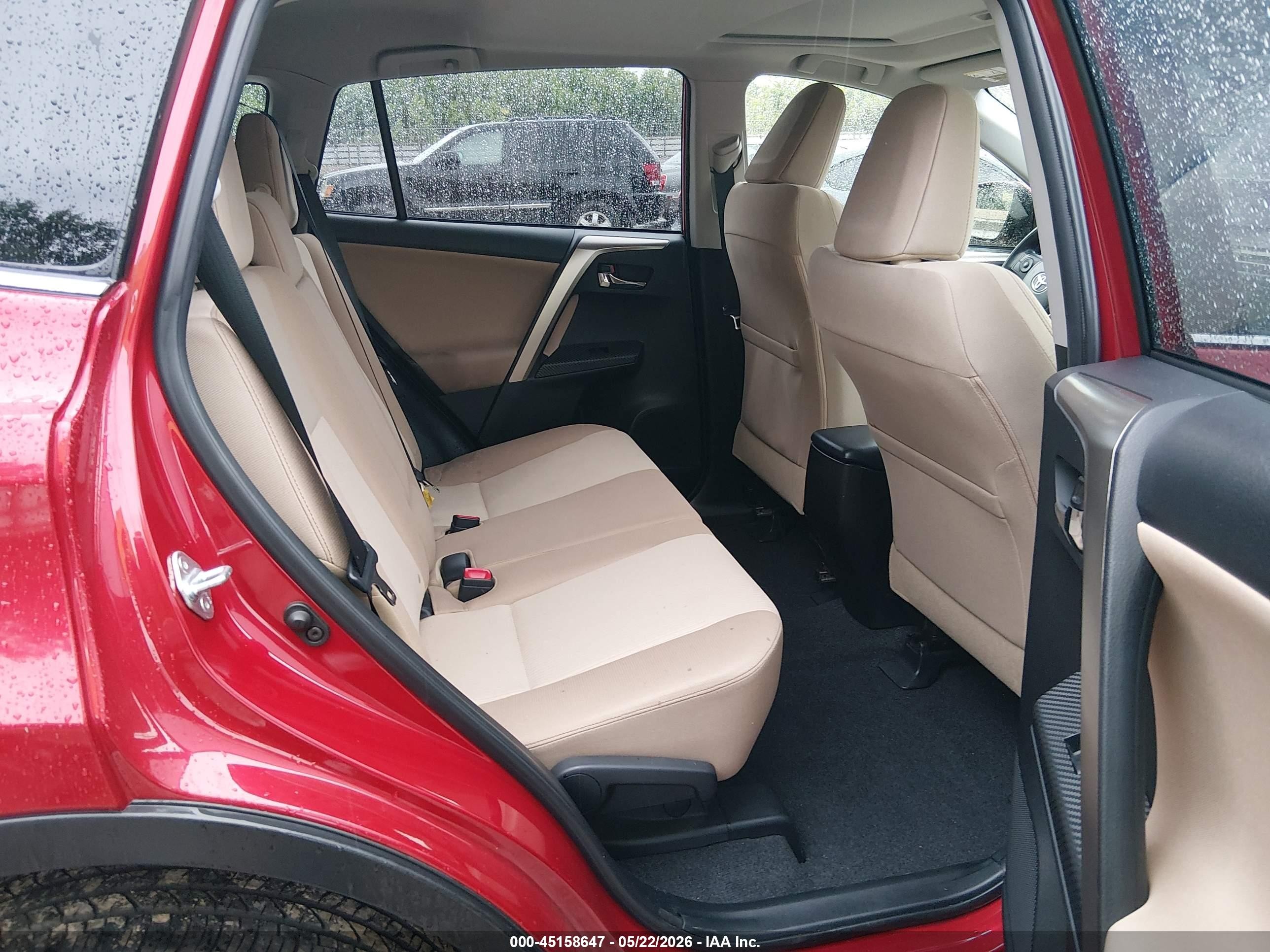 2015 Toyota Rav4 Xle Red vin: JTMRFREV1FJ036829