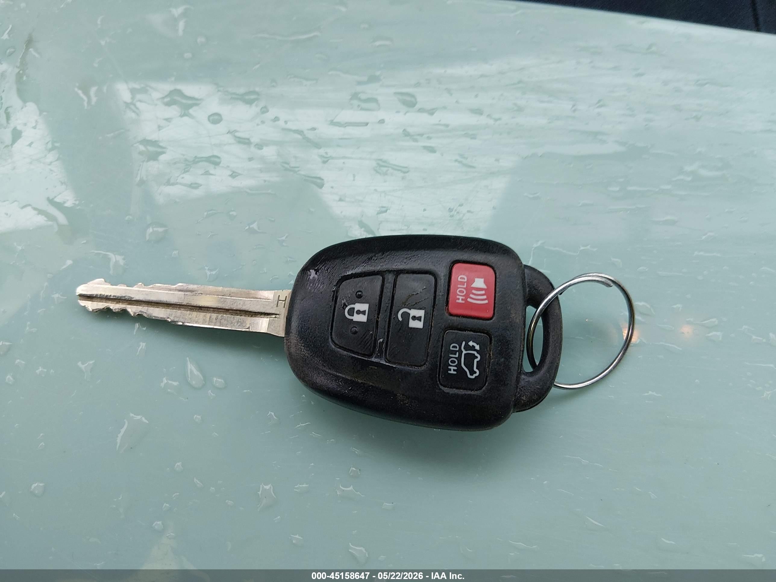 2015 Toyota Rav4 Xle Red vin: JTMRFREV1FJ036829