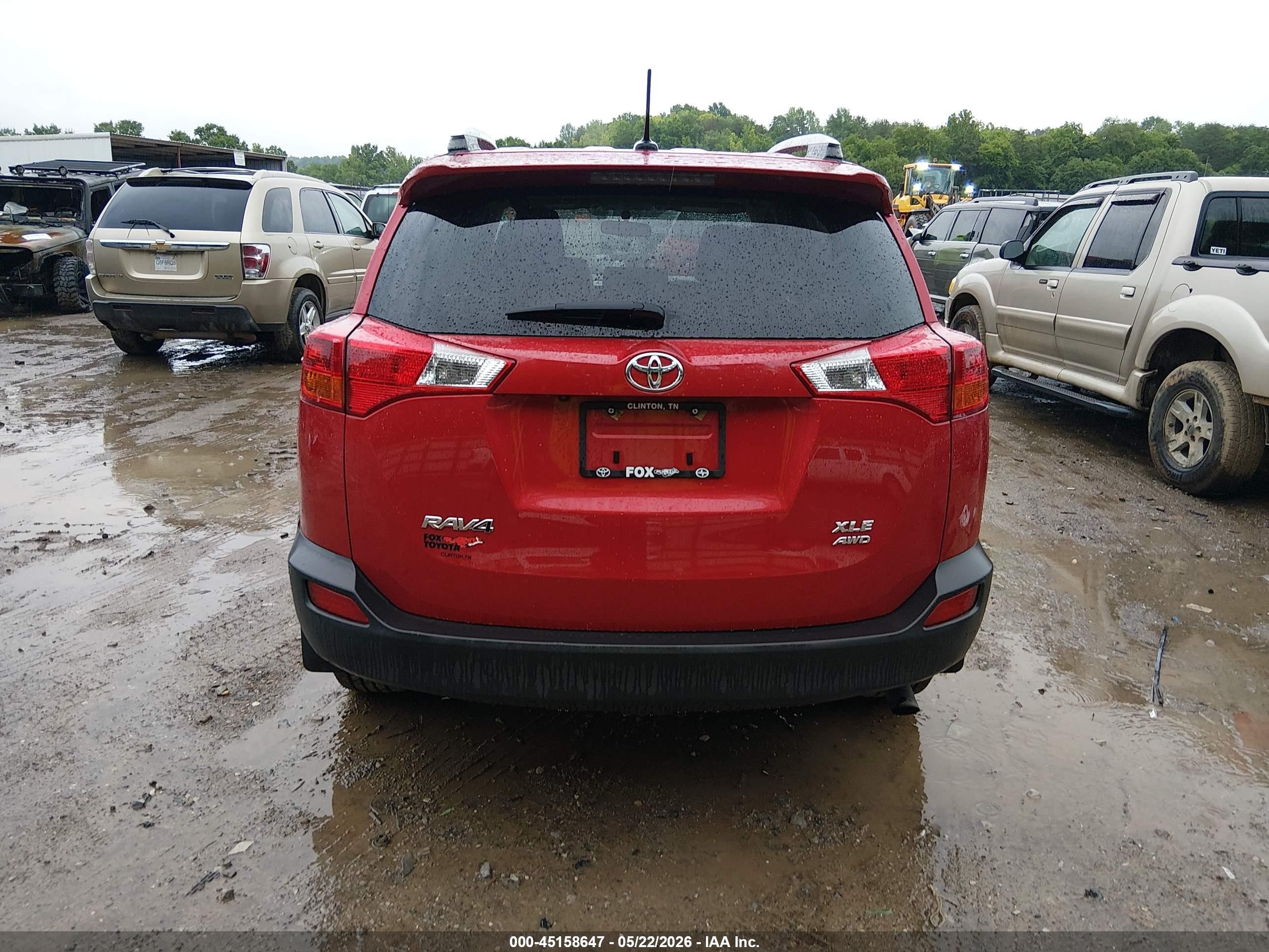 2015 Toyota Rav4 Xle Red vin: JTMRFREV1FJ036829