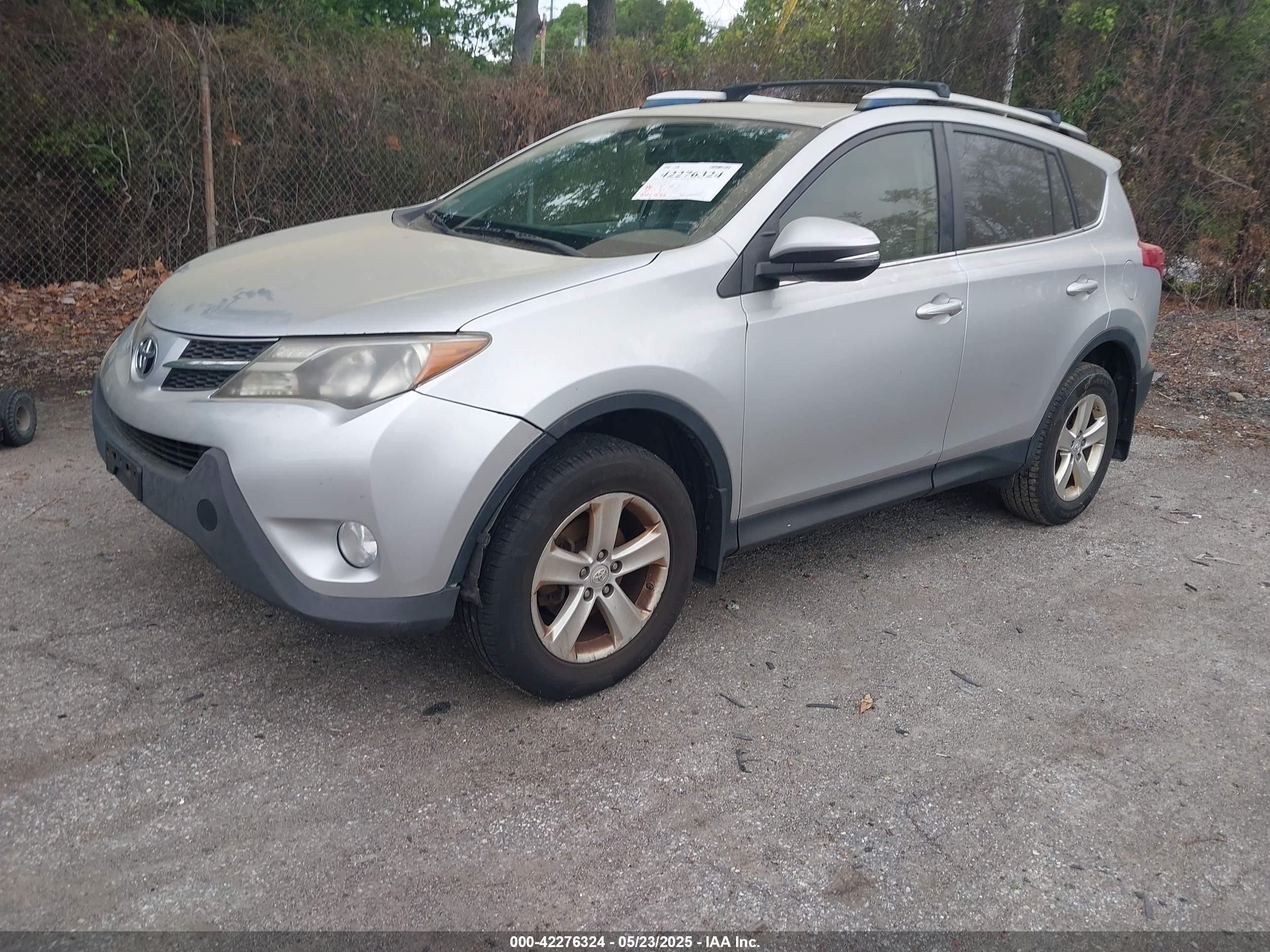2013 Toyota Rav4 Xle Silver vin: JTMRFREV2D5026834