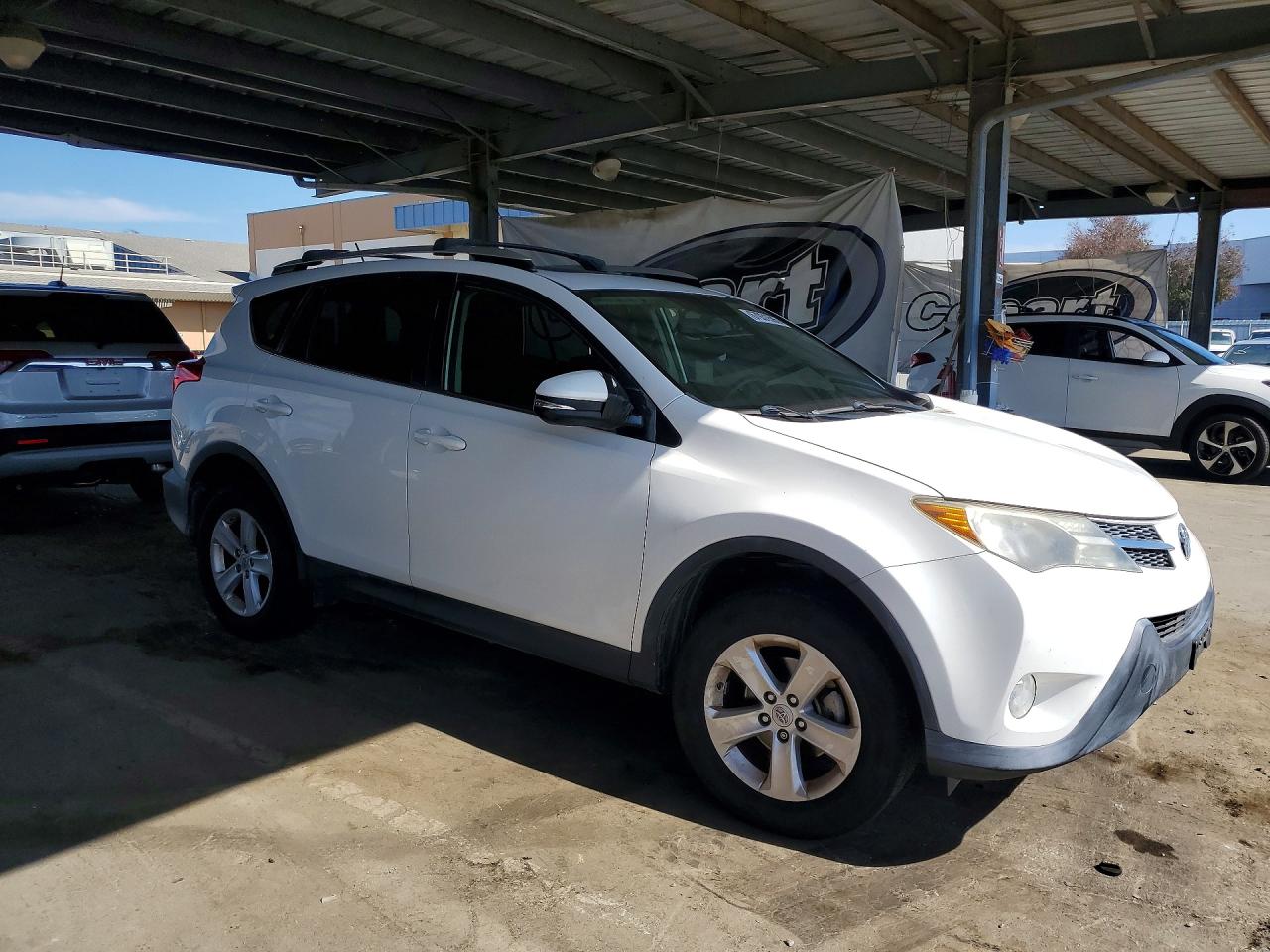 2013 Toyota Rav4 Xle White vin: JTMRFREV2D5028647