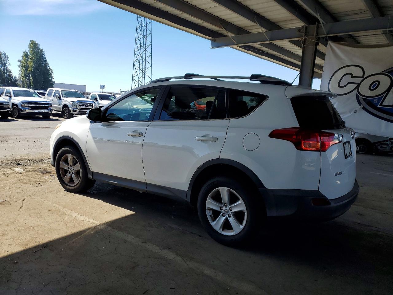 2013 Toyota Rav4 Xle White vin: JTMRFREV2D5028647