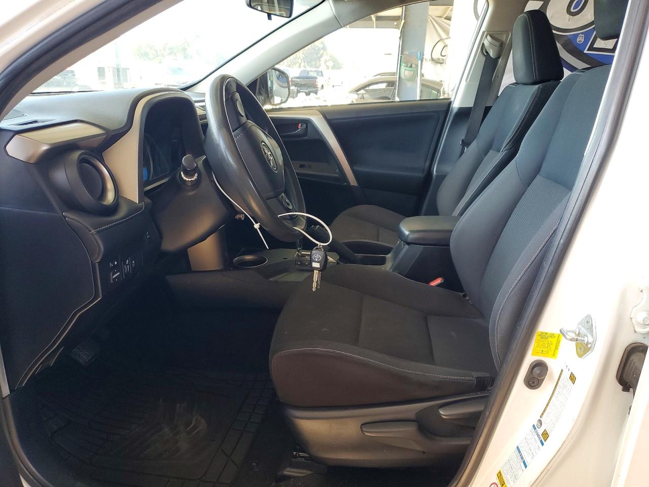 2013 Toyota Rav4 Xle White vin: JTMRFREV2D5028647
