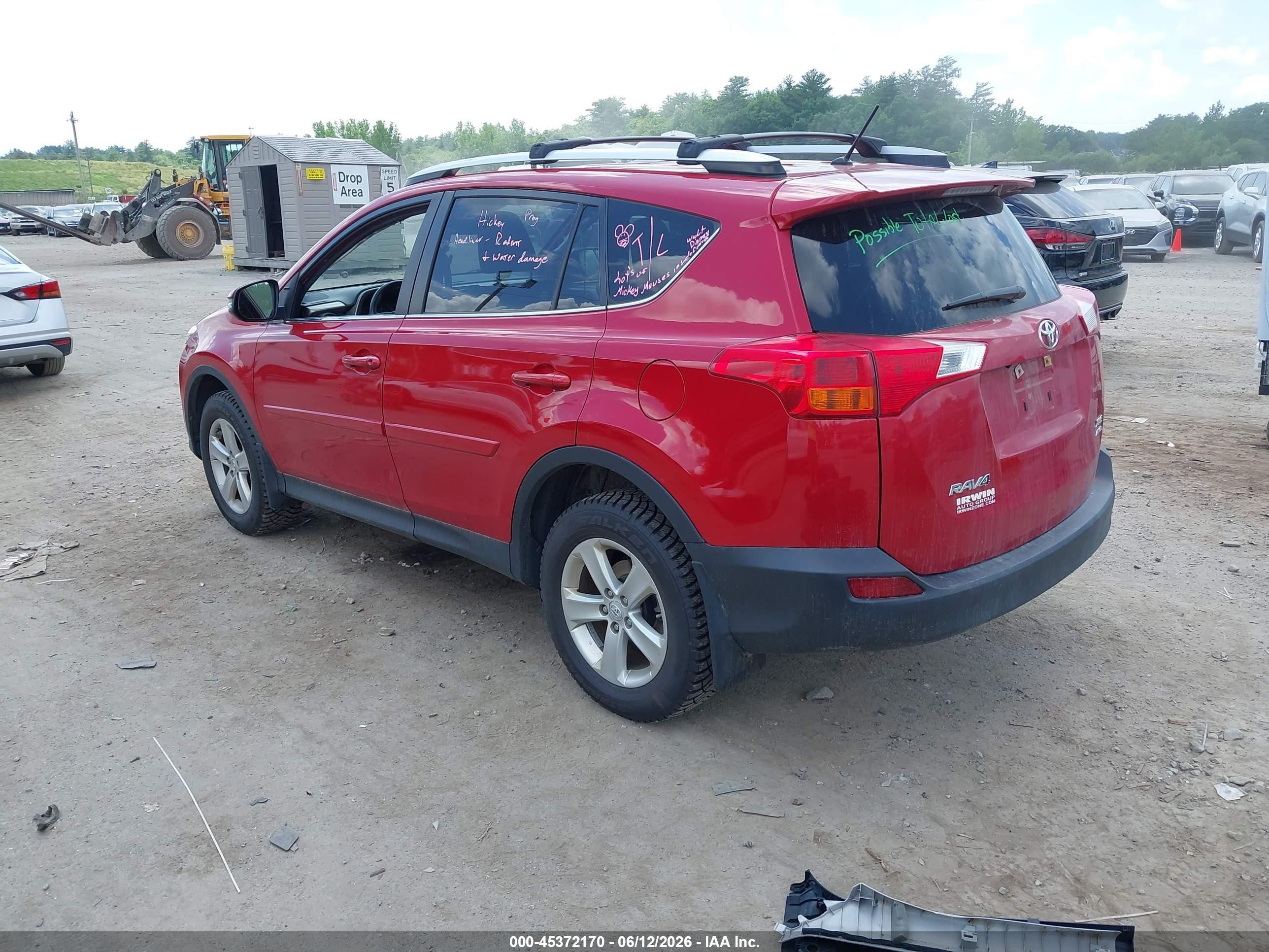 2013 Toyota Rav4 Xle Красный vin: JTMRFREV2DD013961