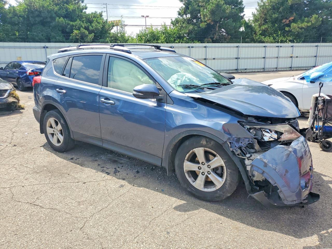 2013 Toyota Rav4 Xle Blue vin: JTMRFREV2DD025642