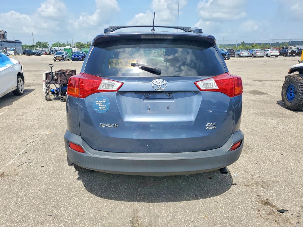 2013 Toyota Rav4 Xle Blue vin: JTMRFREV2DD025642