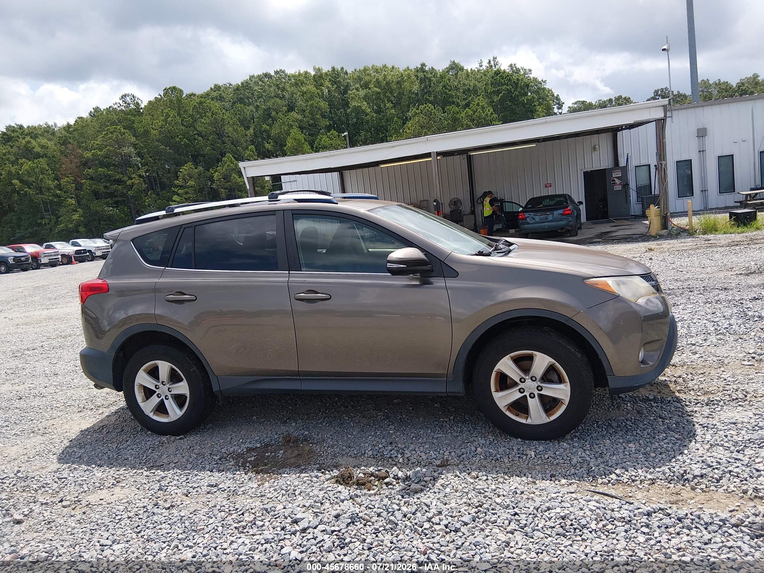 2013 Toyota Rav4 Xle Коричневый vin: JTMRFREV2DD028380
