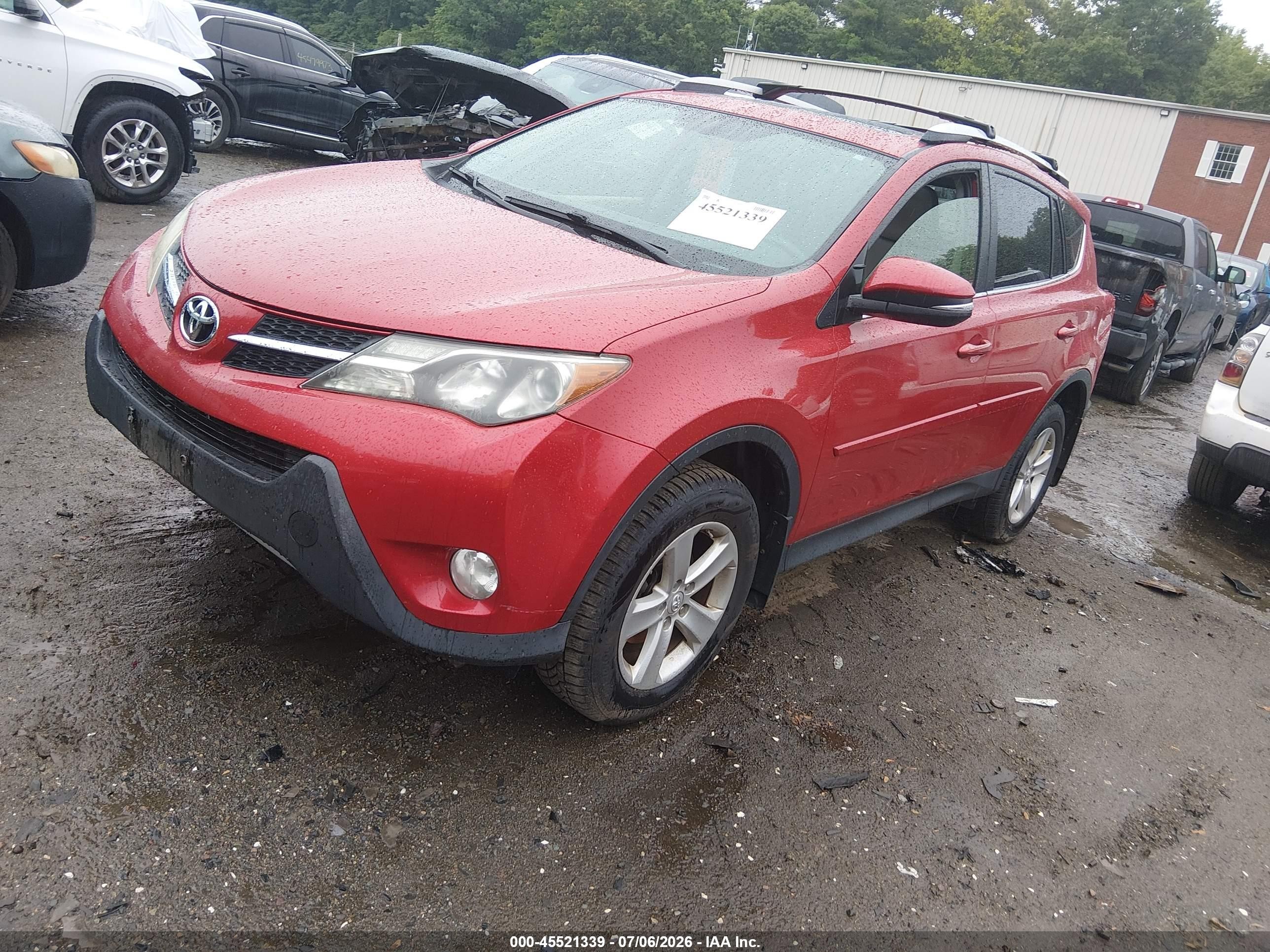 2013 Toyota Rav4 Xle Red vin: JTMRFREV2DD038231