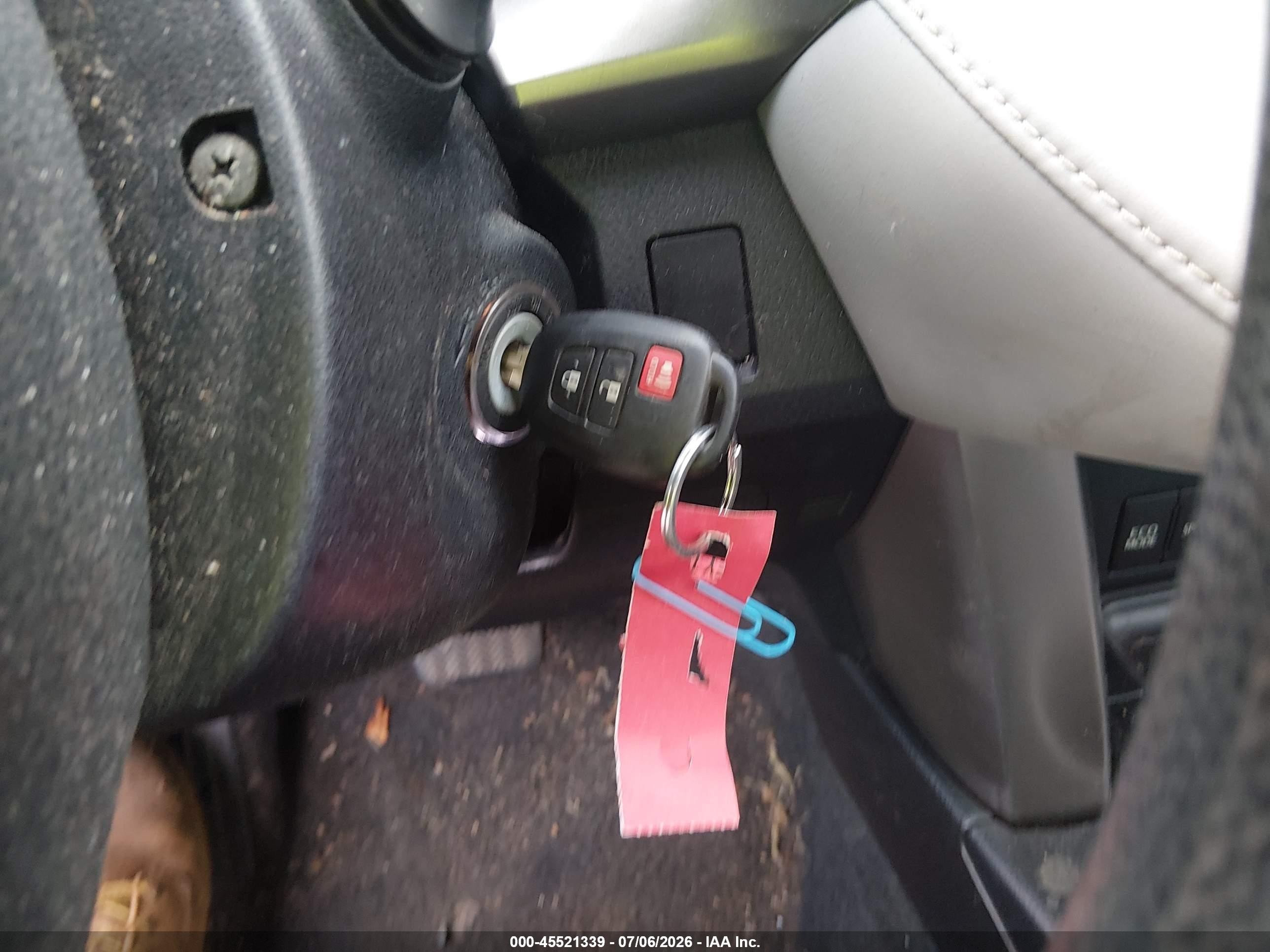 2013 Toyota Rav4 Xle Red vin: JTMRFREV2DD038231