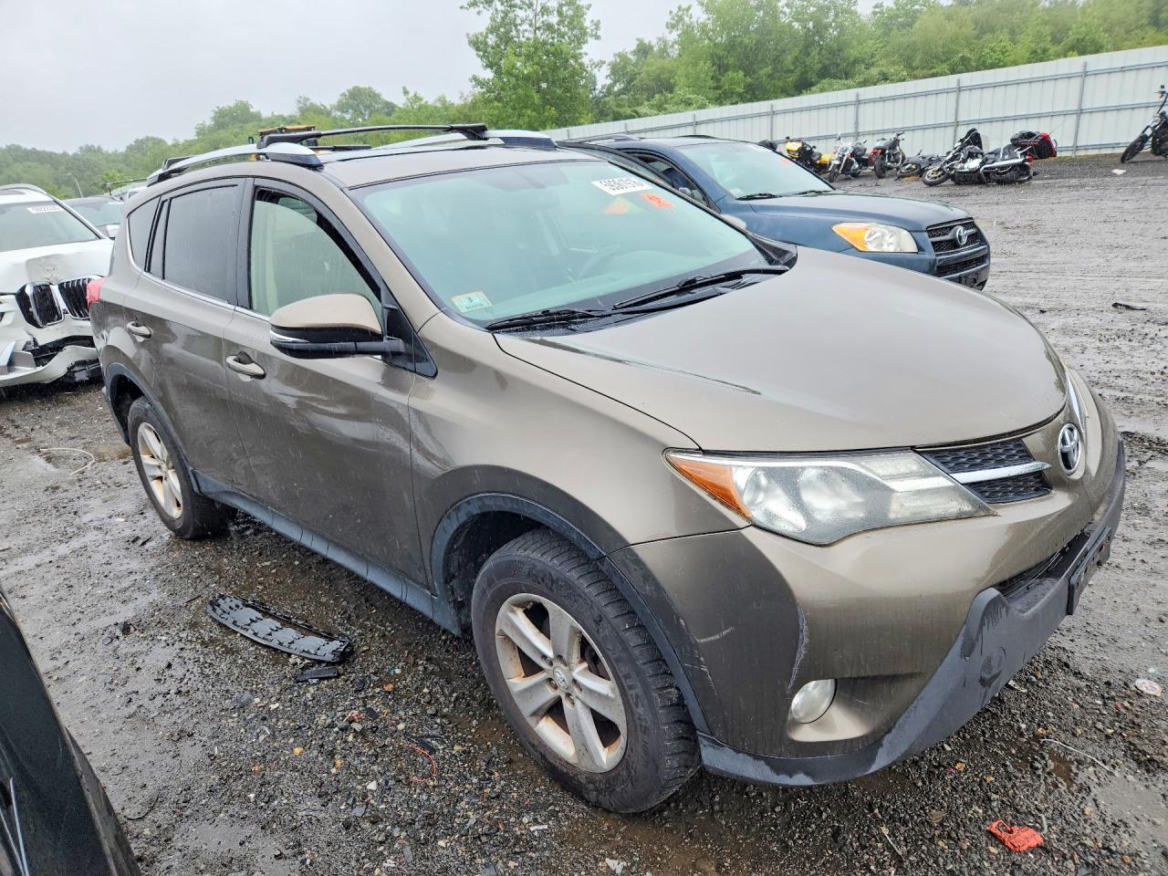 2014 Toyota Rav4 Xle Brown vin: JTMRFREV2ED066015