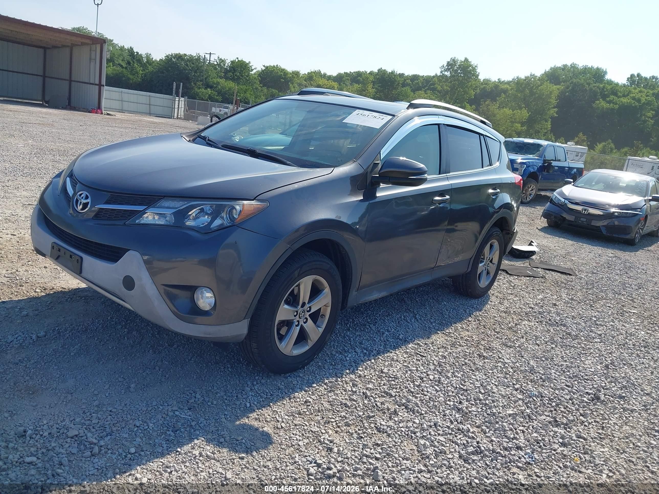 2015 Toyota Rav4 Xle Green vin: JTMRFREV2FD115408
