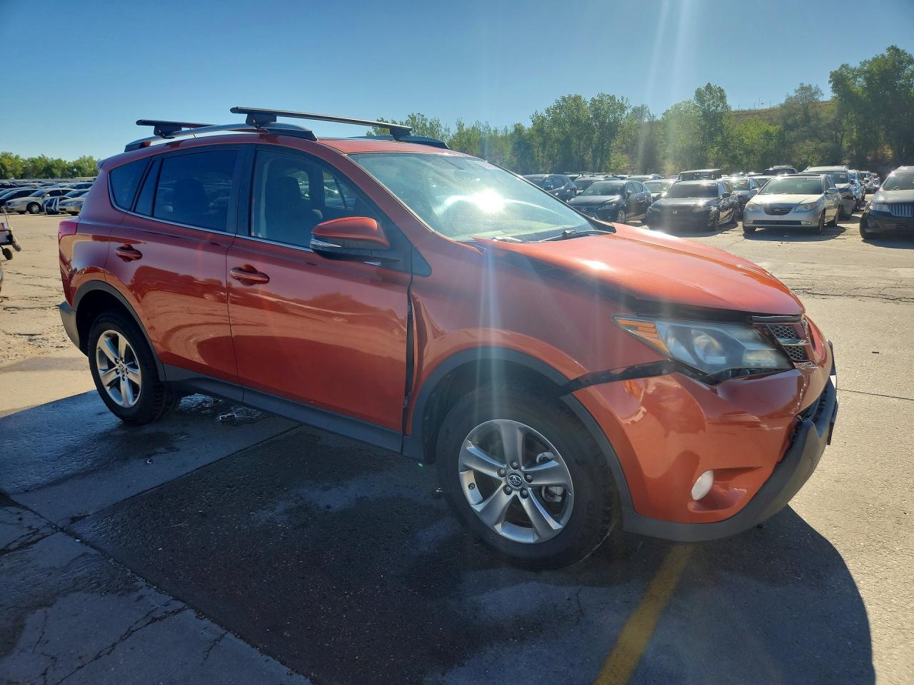 2015 Toyota Rav4 Xle Orange vin: JTMRFREV2FD130135