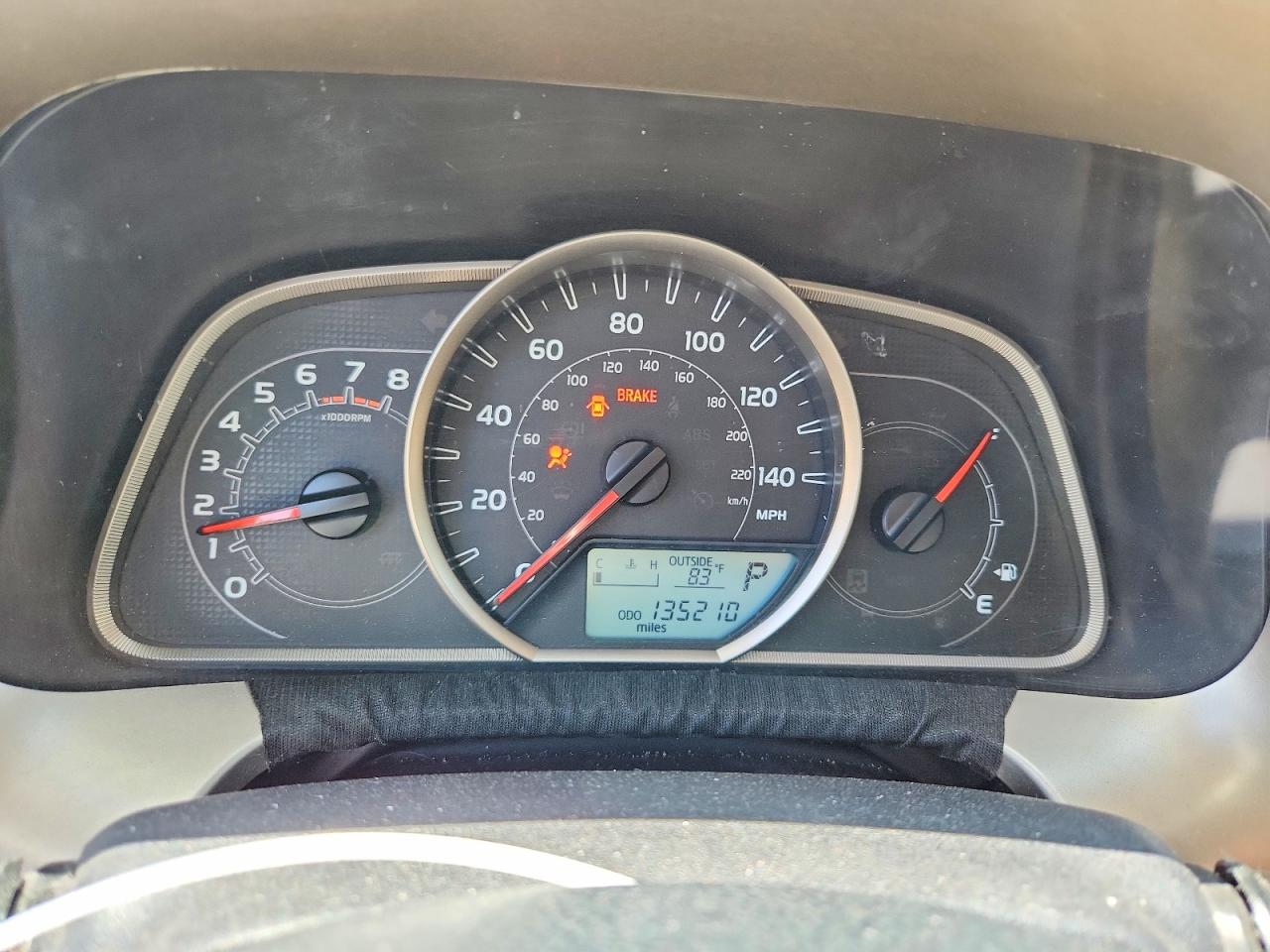 2015 Toyota Rav4 Xle White vin: JTMRFREV2FJ020039
