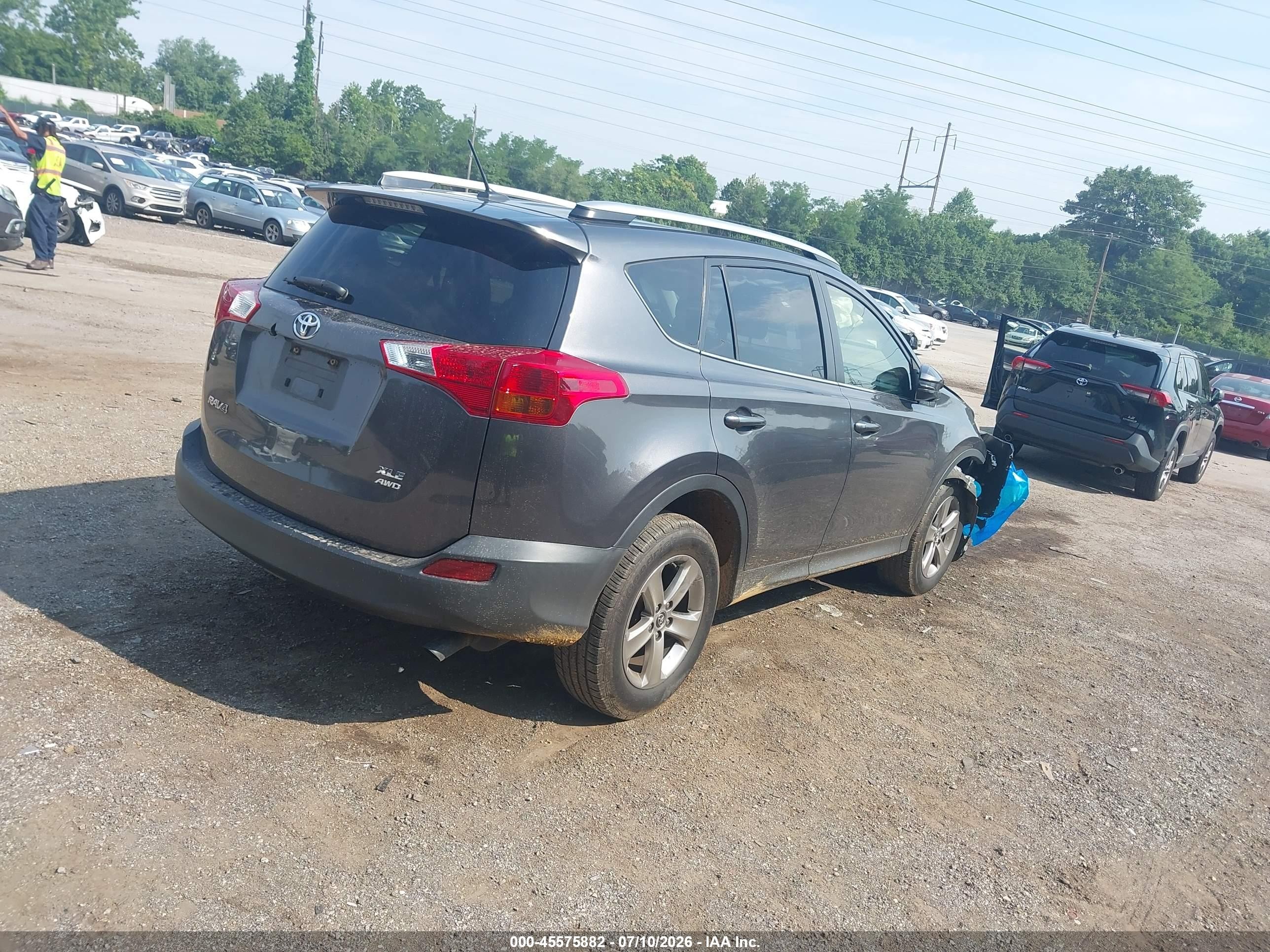 2015 Toyota Rav4 Xle Gray vin: JTMRFREV2FJ027539