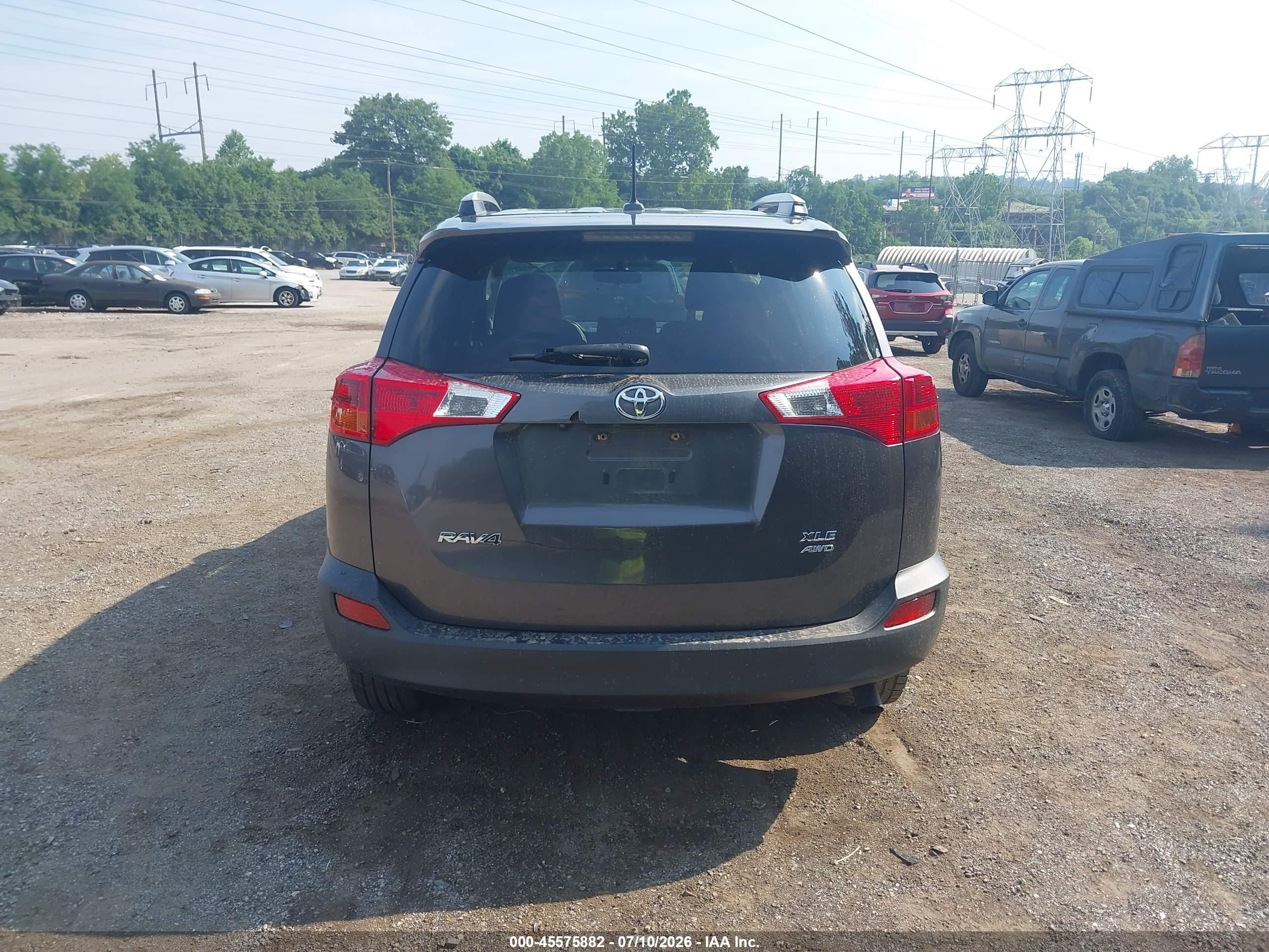 2015 Toyota Rav4 Xle Gray vin: JTMRFREV2FJ027539