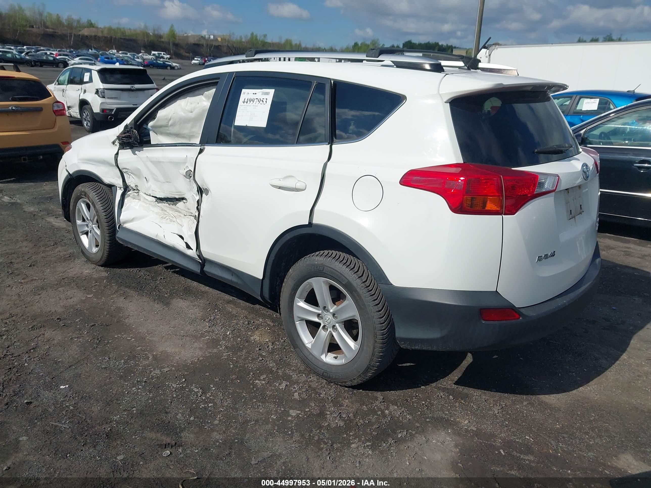 2013 Toyota Rav4 Xle White vin: JTMRFREV3DD012043