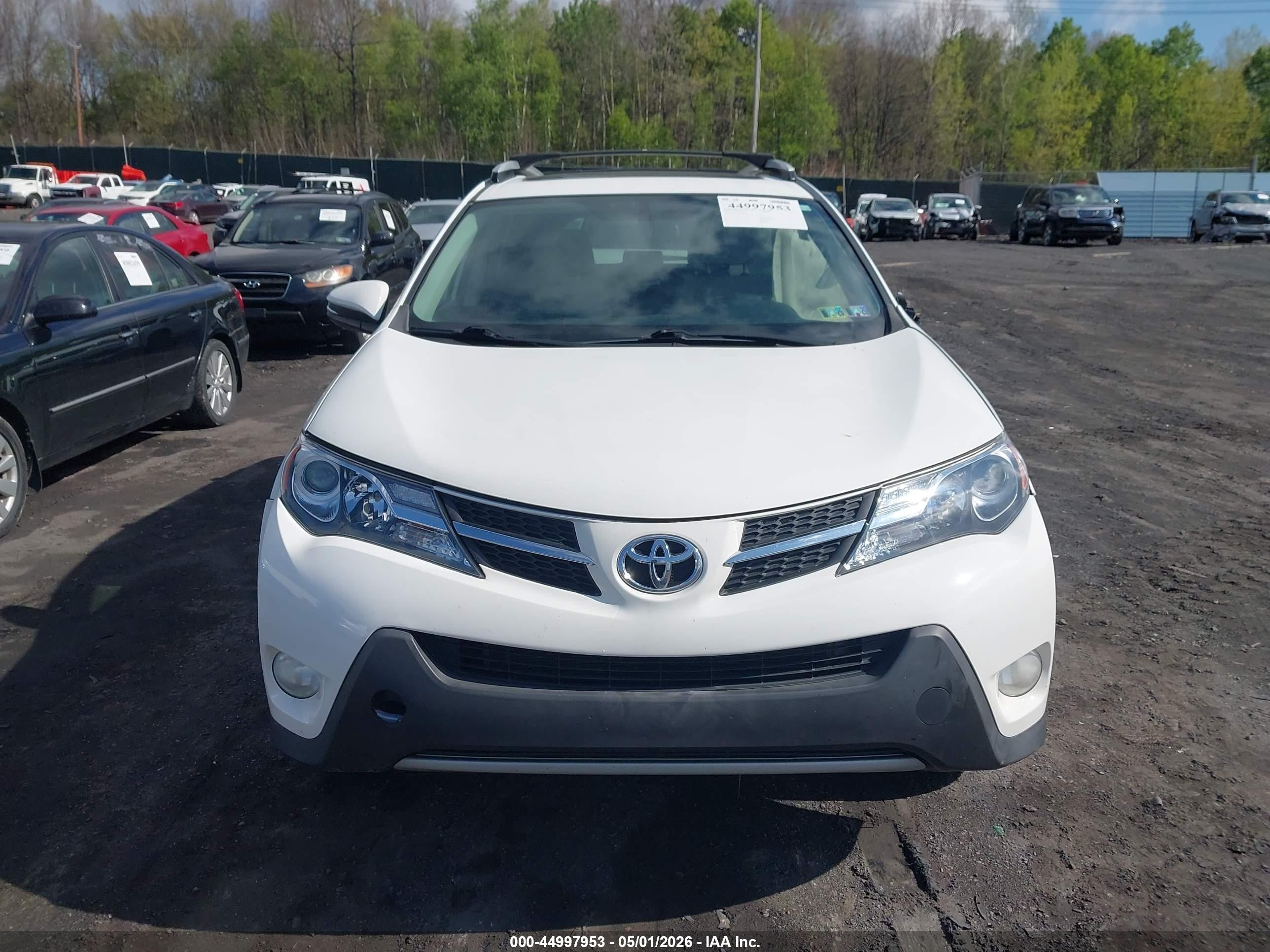 2013 Toyota Rav4 Xle White vin: JTMRFREV3DD012043