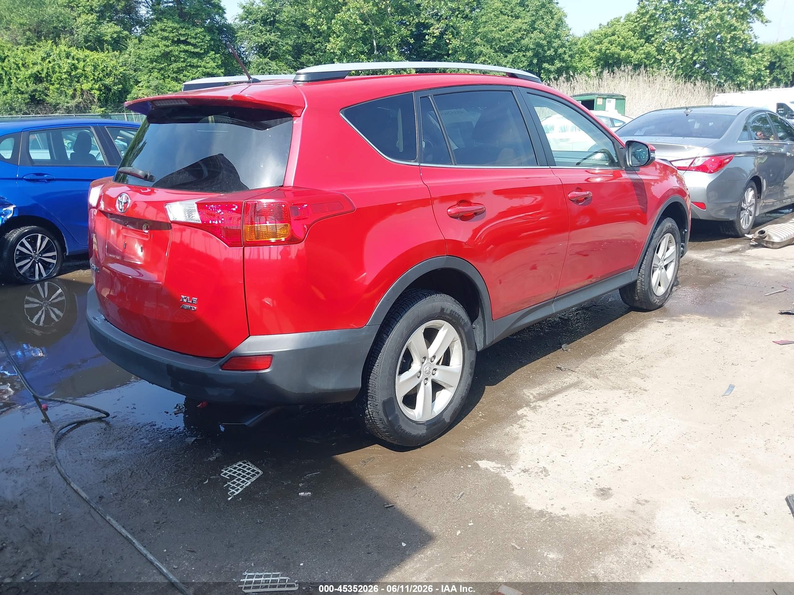 2013 Toyota Rav4 Xle Red vin: JTMRFREV3DD029800