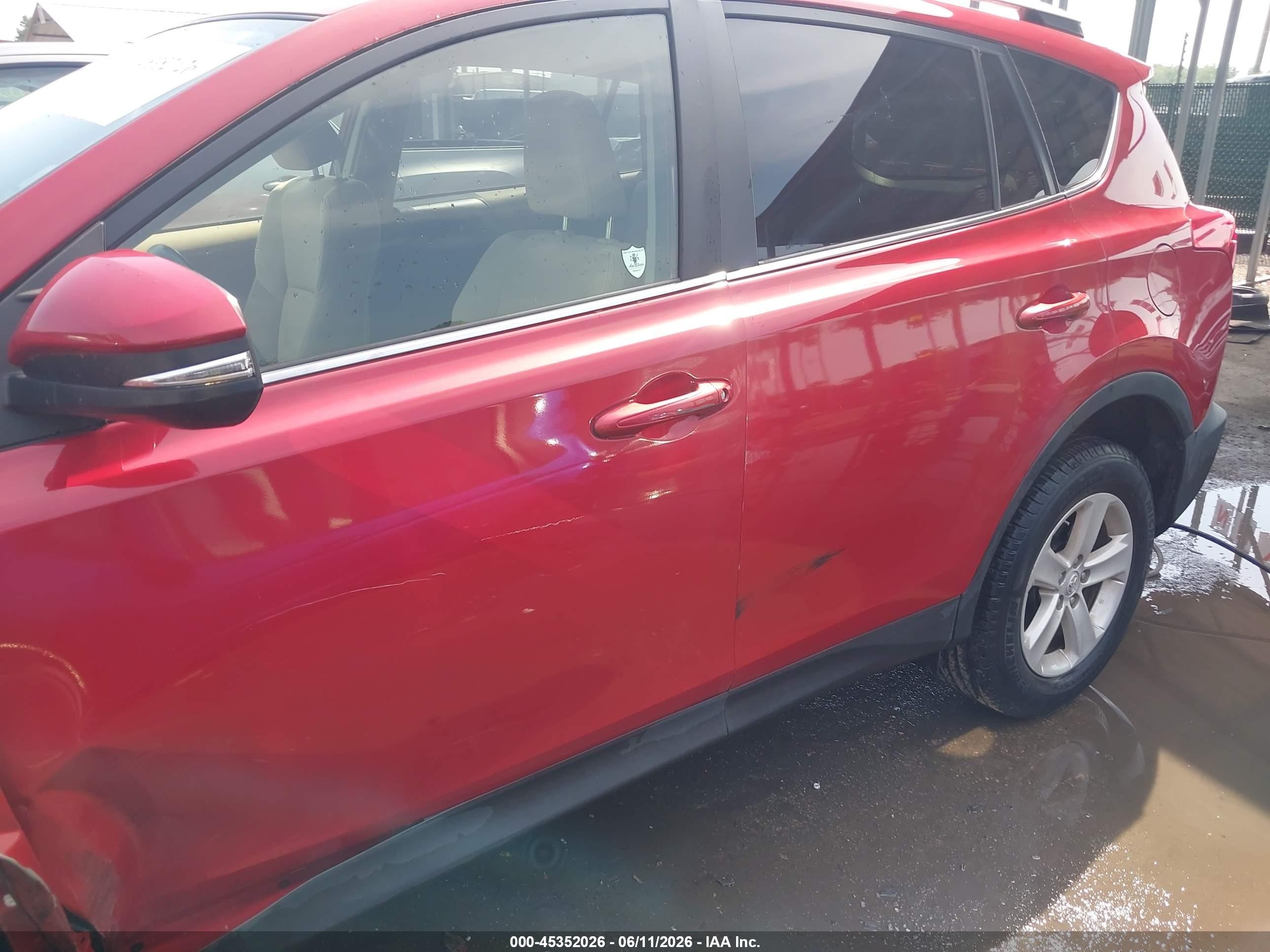 2013 Toyota Rav4 Xle Red vin: JTMRFREV3DD029800