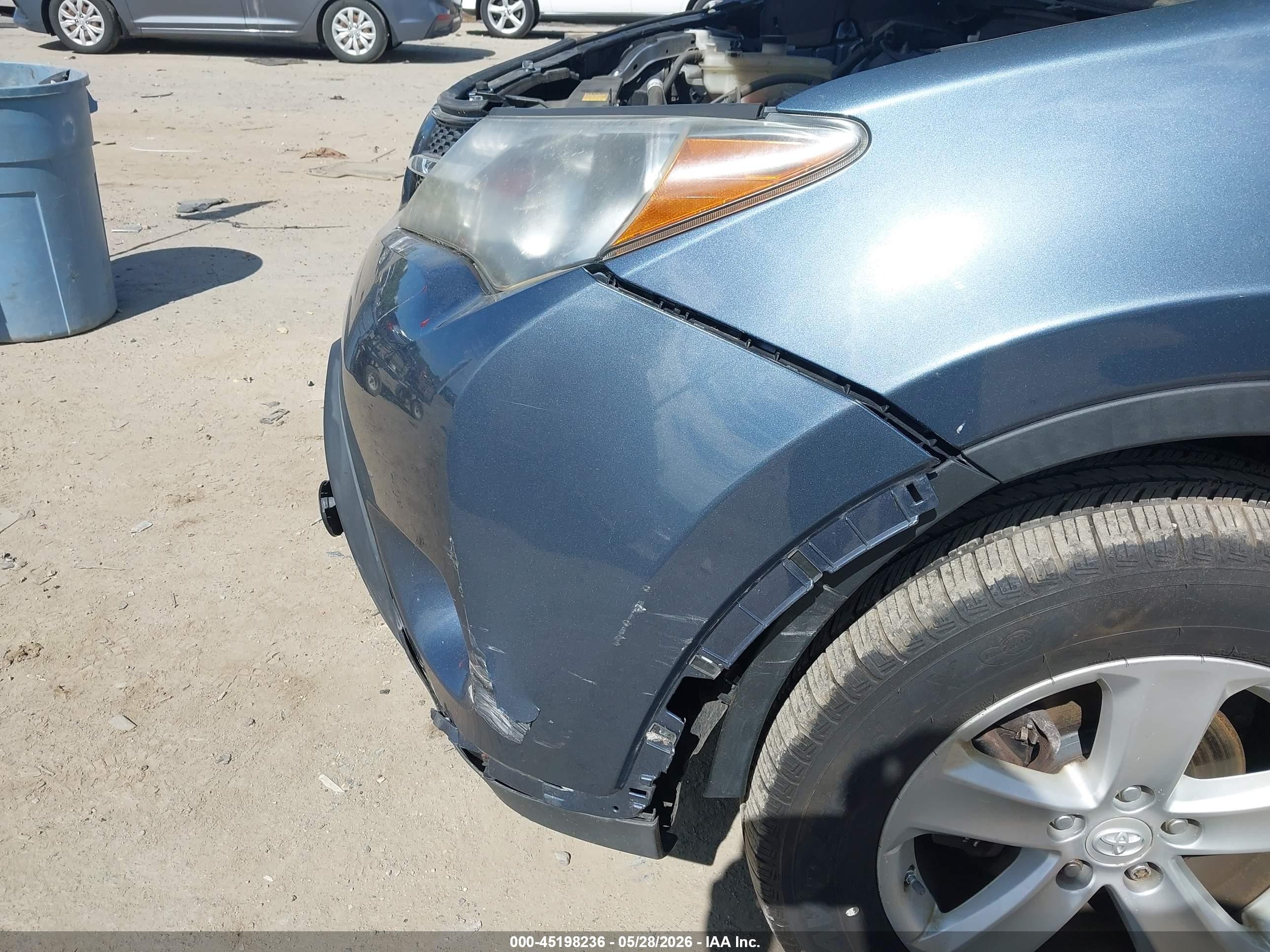 2013 Toyota Rav4 Xle Blue vin: JTMRFREV3DD032518