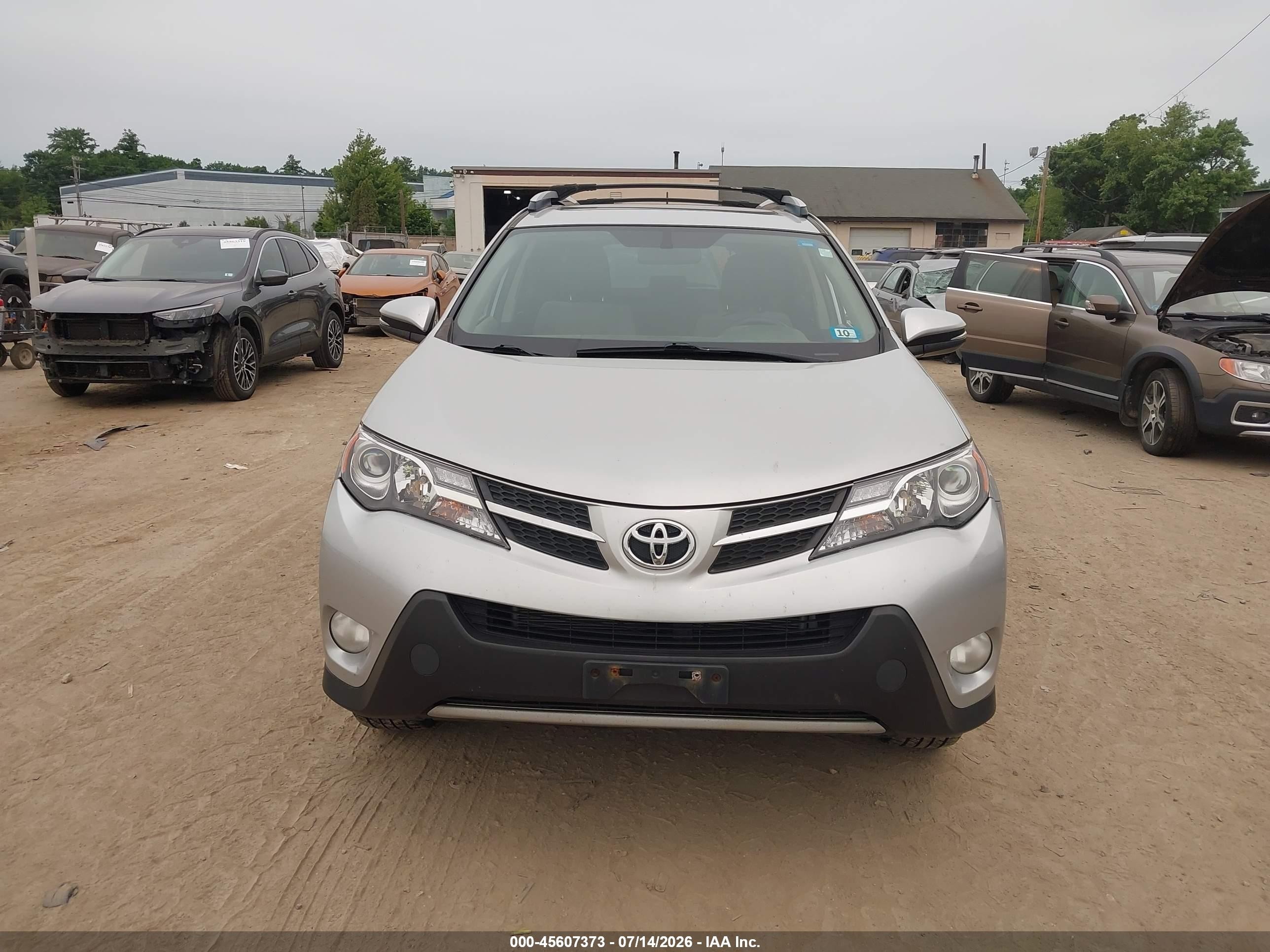 2013 Toyota Rav4 Xle Silver vin: JTMRFREV3DD040571