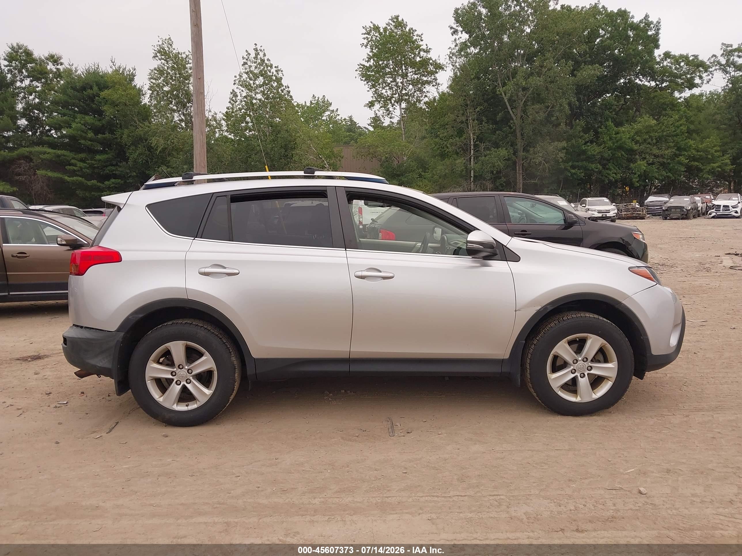 2013 Toyota Rav4 Xle Silver vin: JTMRFREV3DD040571