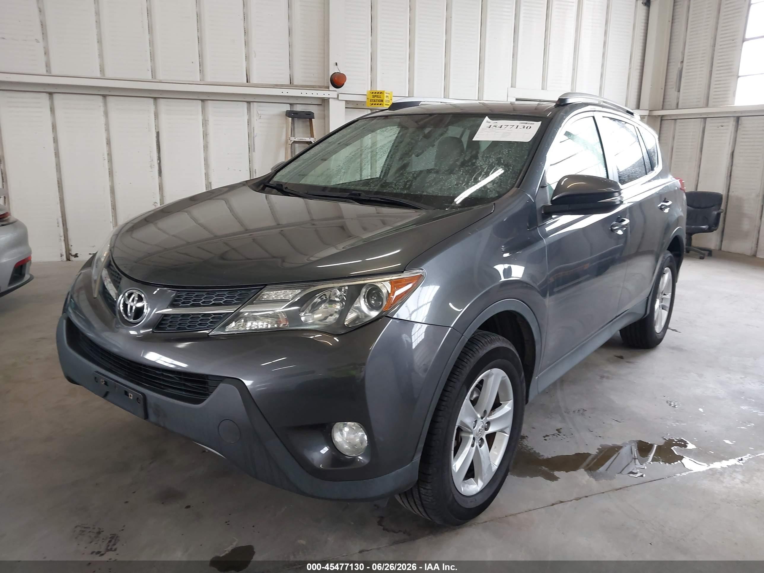 2014 Toyota Rav4 Xle Silver vin: JTMRFREV3ED070445