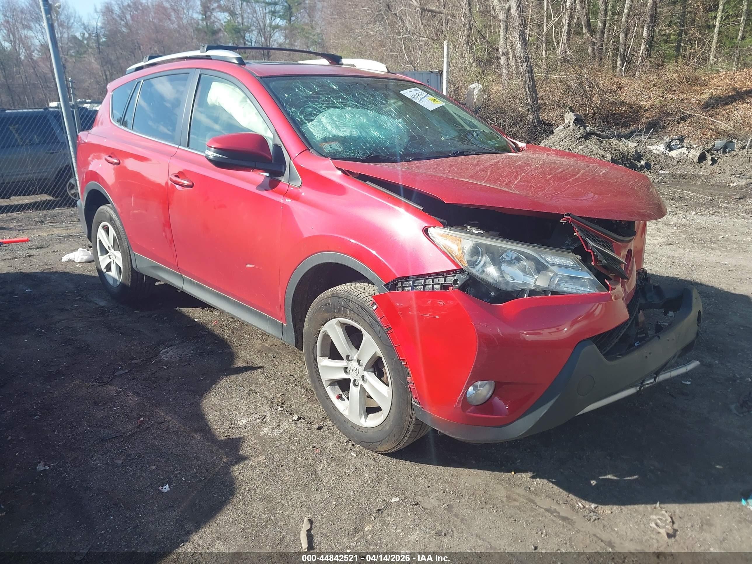 2014 Toyota Rav4 Xle Красный vin: JTMRFREV3ED094633