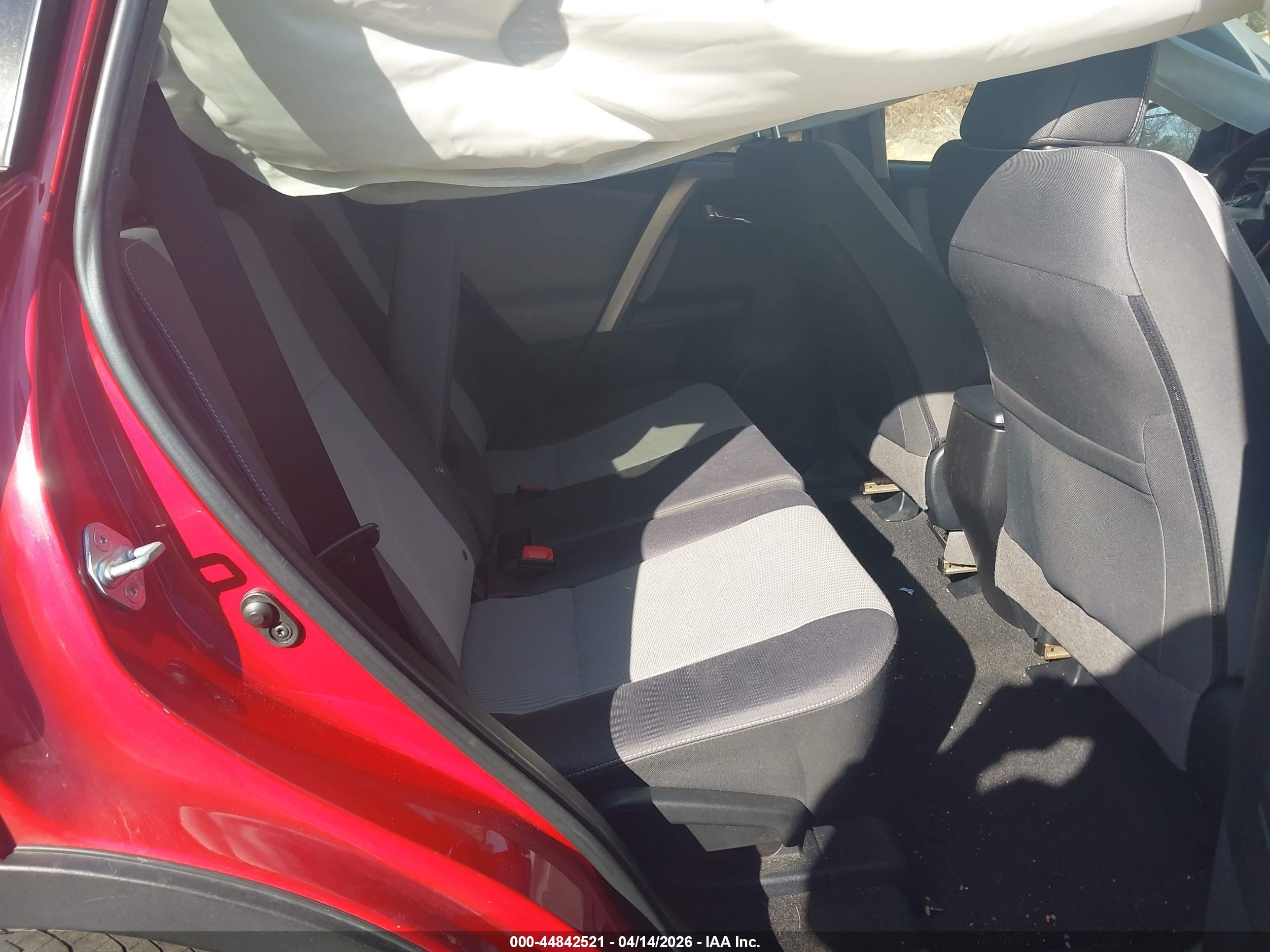 2014 Toyota Rav4 Xle Красный vin: JTMRFREV3ED094633