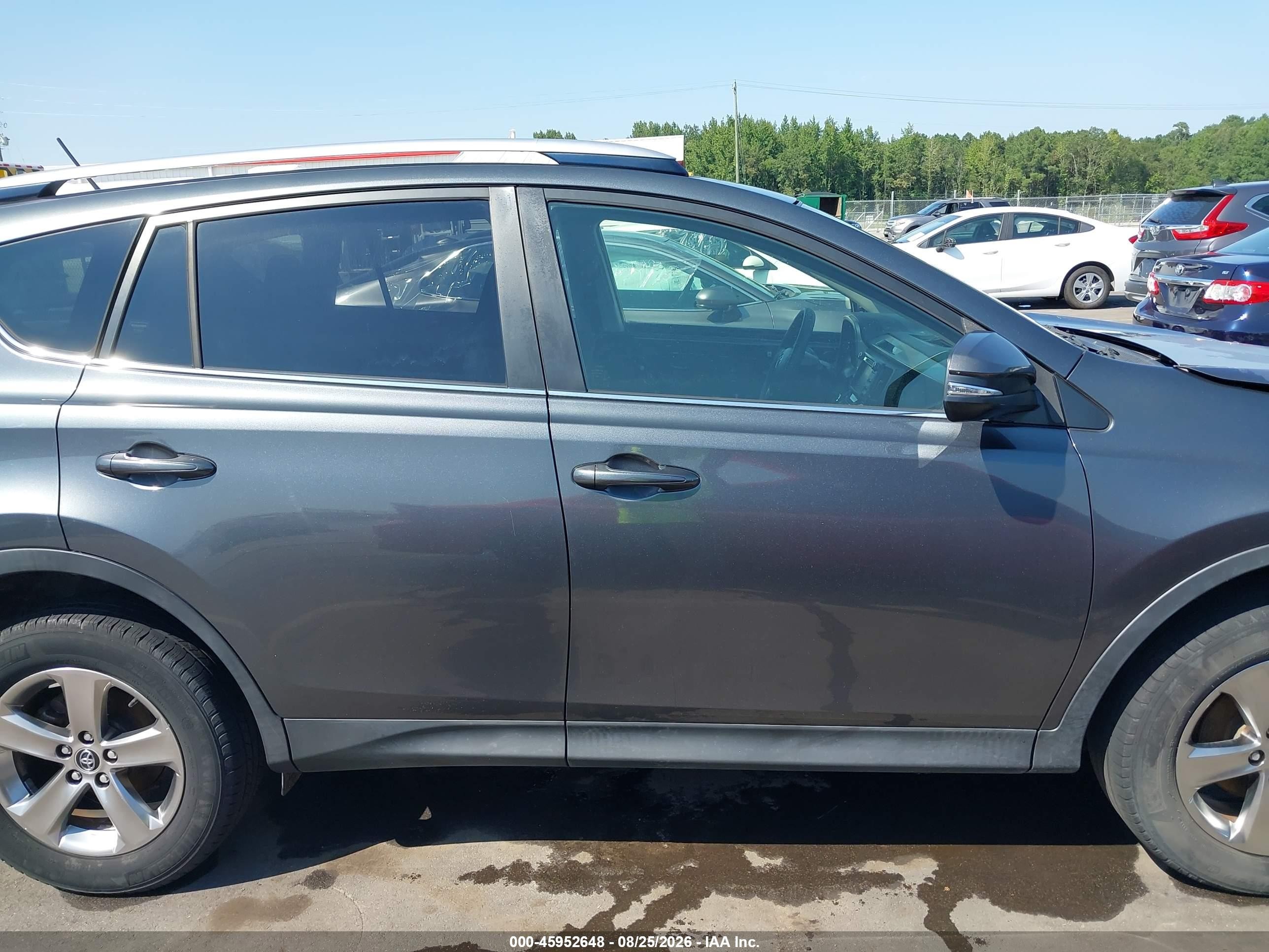 2015 Toyota Rav4 Xle Серый vin: JTMRFREV3FD122965