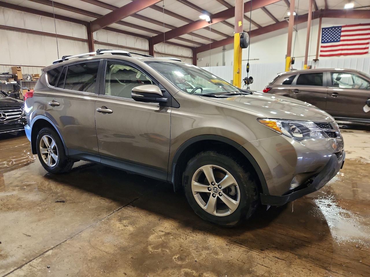 2015 Toyota Rav4 Xle Gray vin: JTMRFREV3FD150376