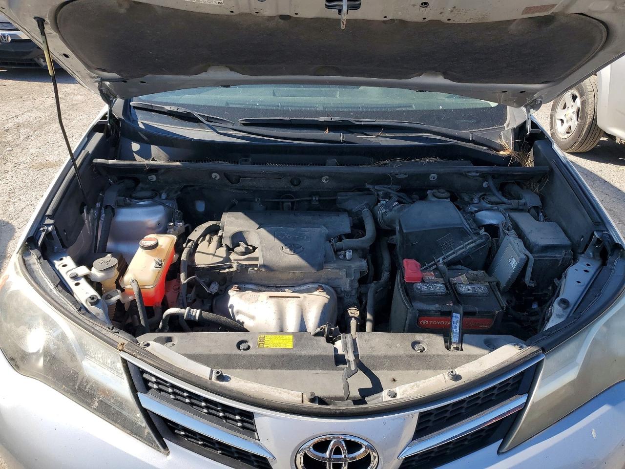 2015 Toyota Rav4 Xle Silver vin: JTMRFREV3FJ026576