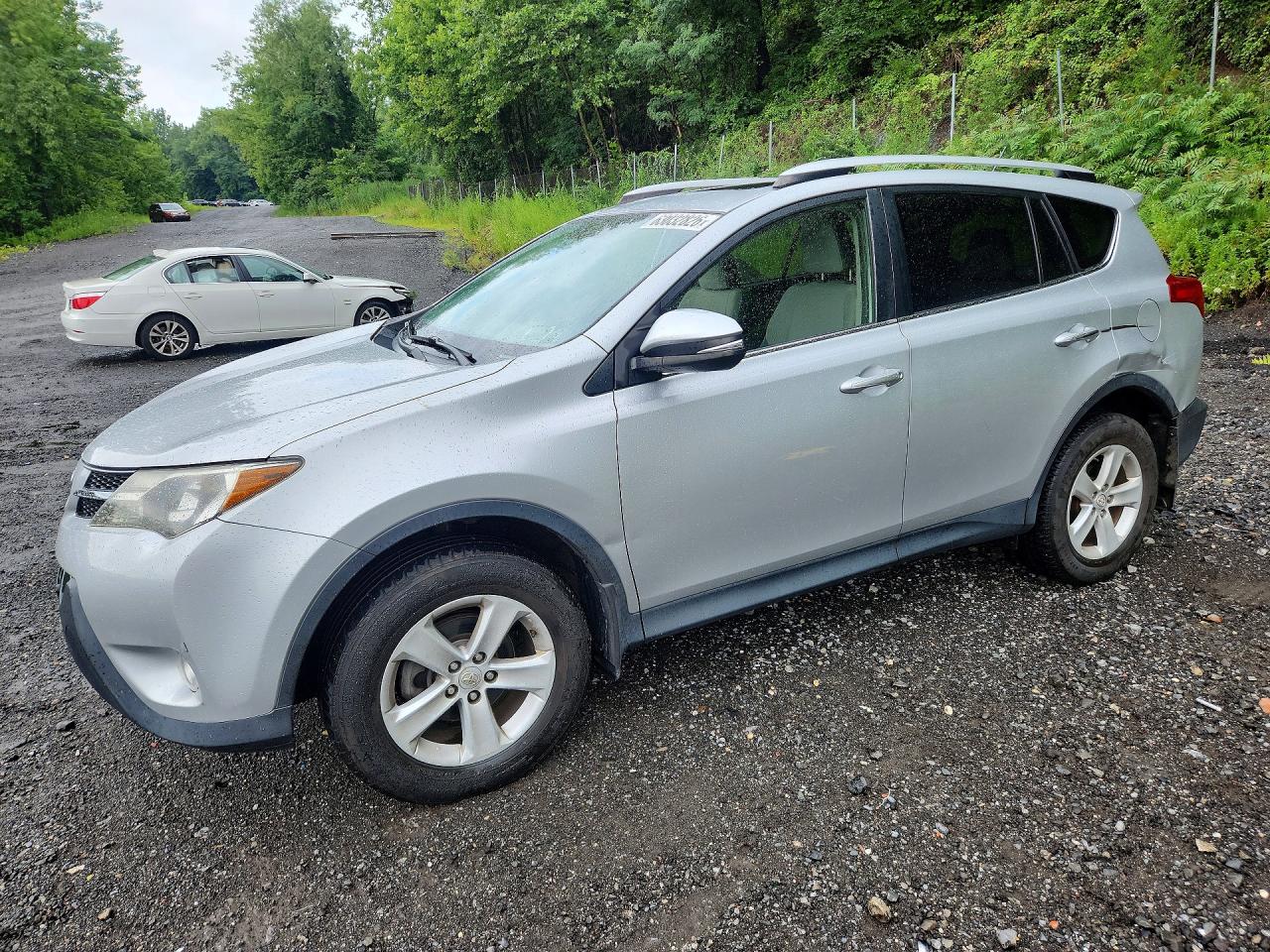 2014 Toyota Rav4 Xle Silver vin: JTMRFREV4ED071667