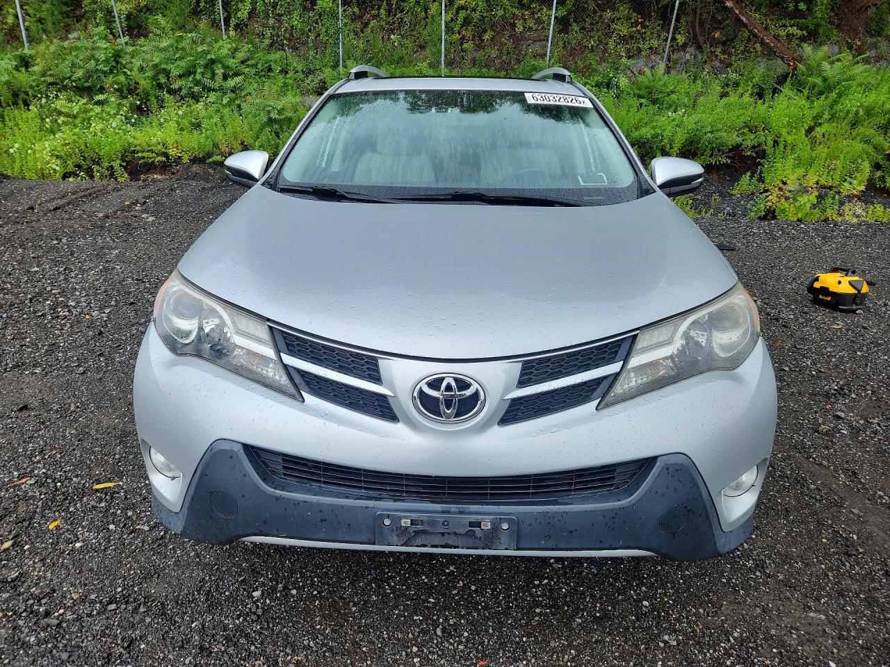 2014 Toyota Rav4 Xle Silver vin: JTMRFREV4ED071667