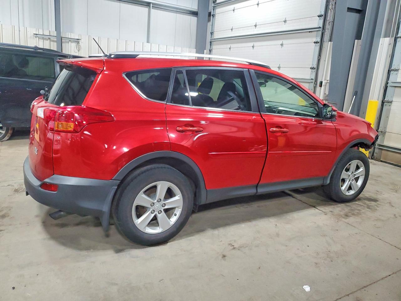 2014 Toyota Rav4 Xle Red vin: JTMRFREV4EJ004360