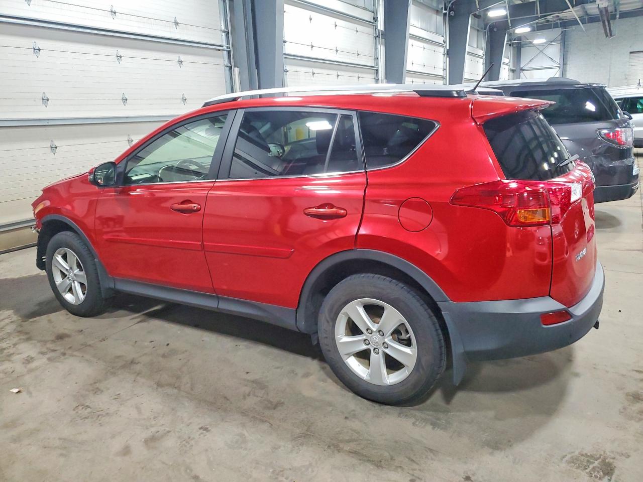 2014 Toyota Rav4 Xle Red vin: JTMRFREV4EJ004360