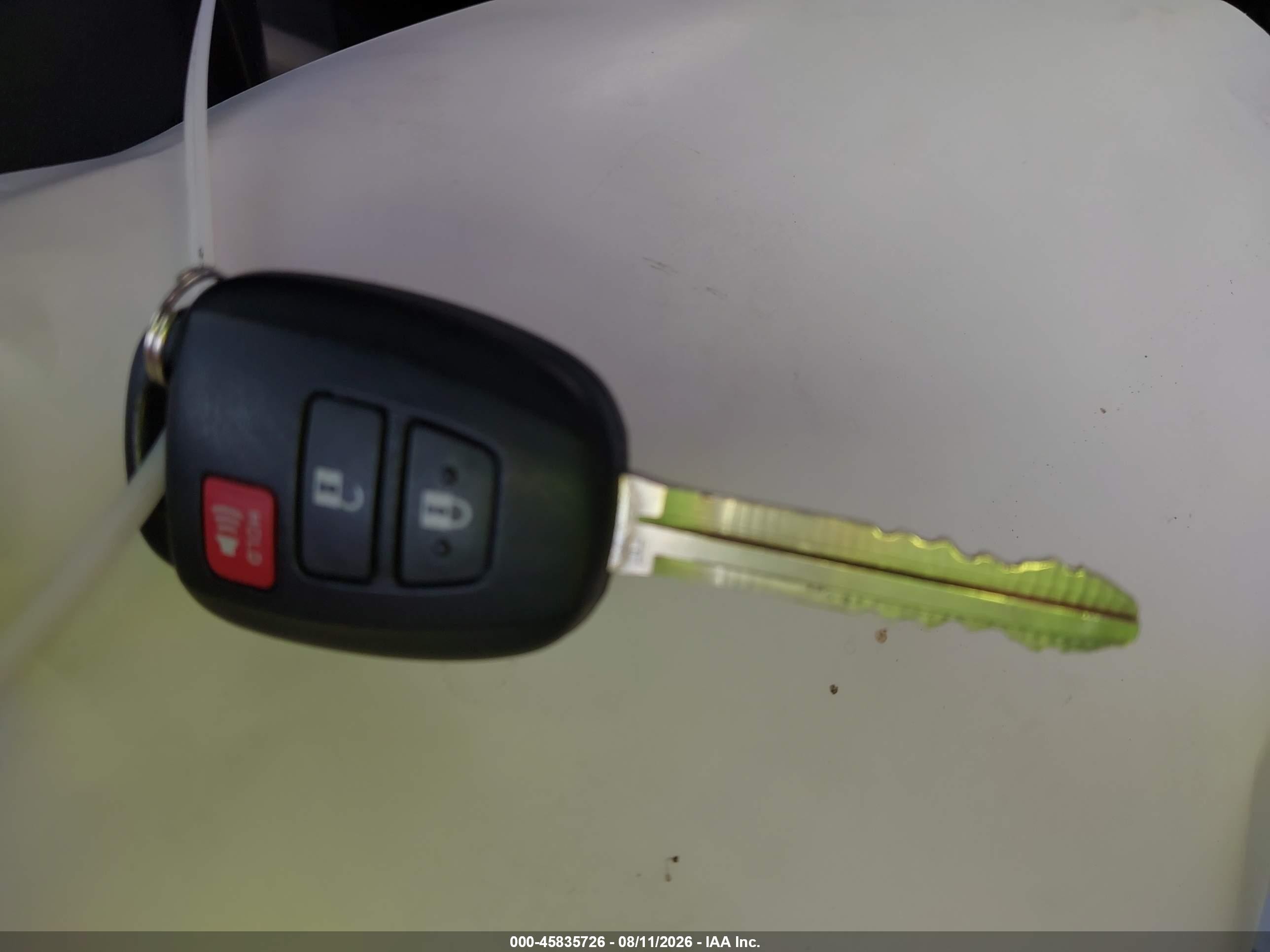 2015 Toyota Rav4 Xle Burgundy vin: JTMRFREV4FD113000