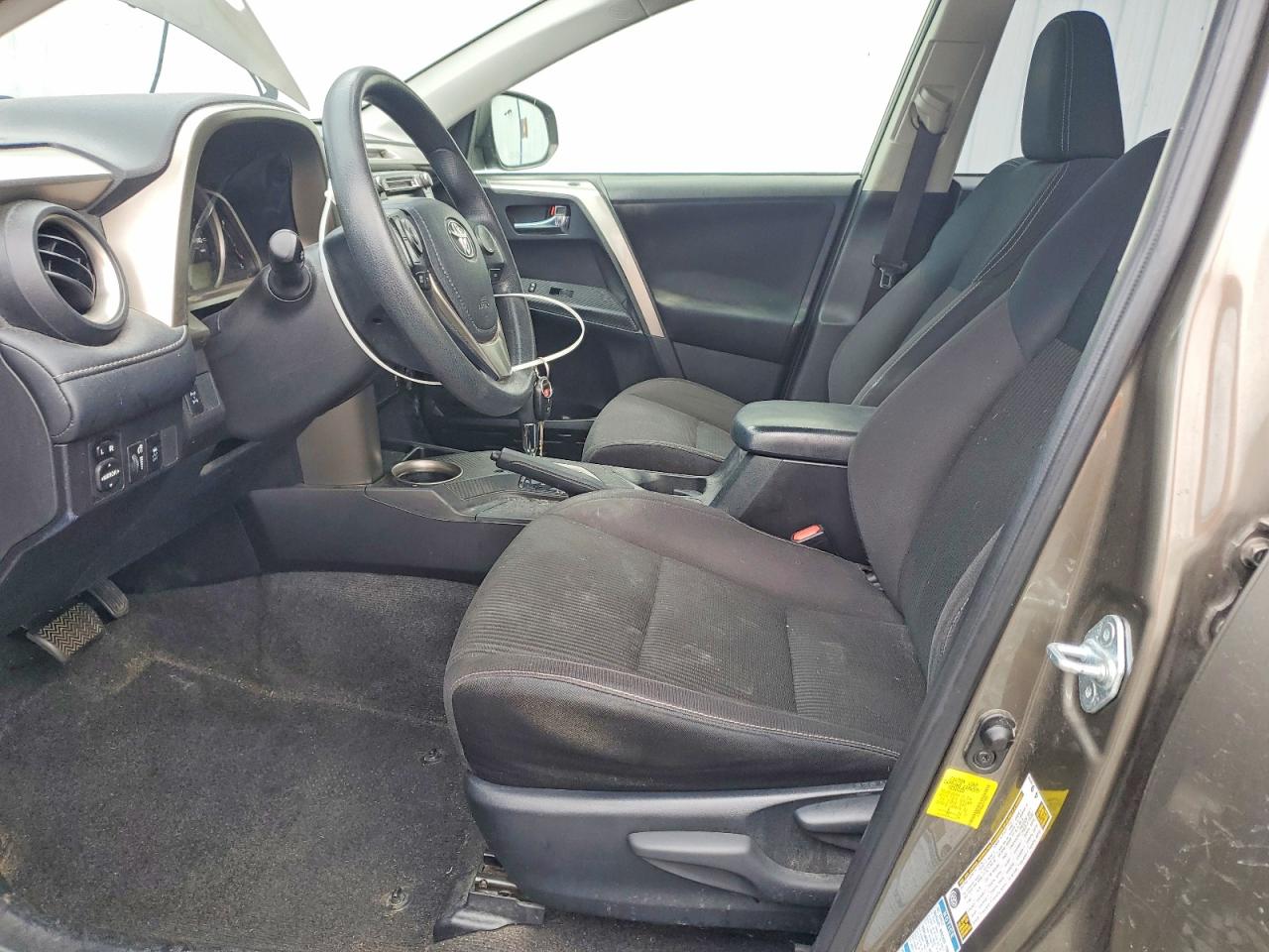 2015 Toyota Rav4 Xle Золотой vin: JTMRFREV4FD118908