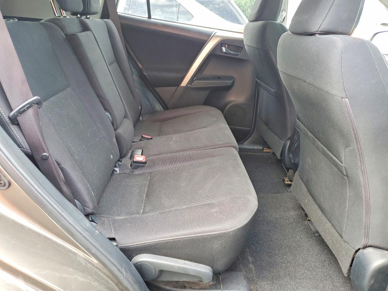 2015 Toyota Rav4 Xle Золотой vin: JTMRFREV4FD118908