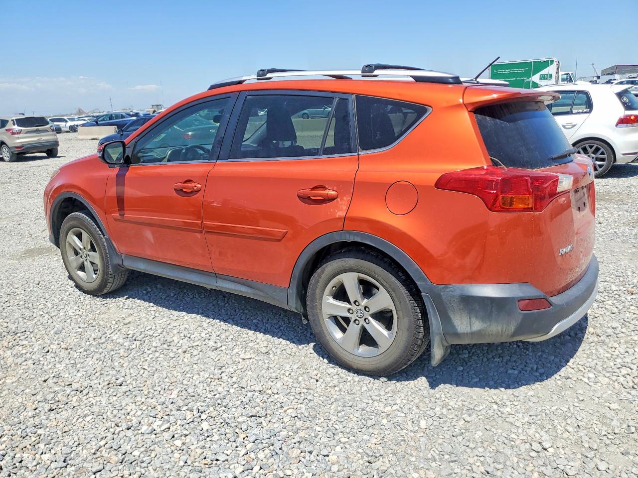 2015 Toyota Rav4 Xle Orange vin: JTMRFREV4FD128130