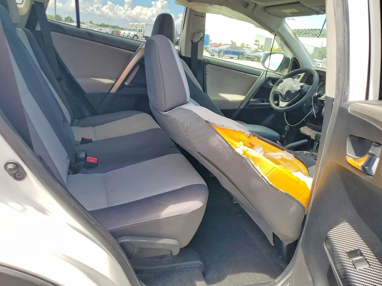 2015 Toyota Rav4 Xle White vin: JTMRFREV4FD151469