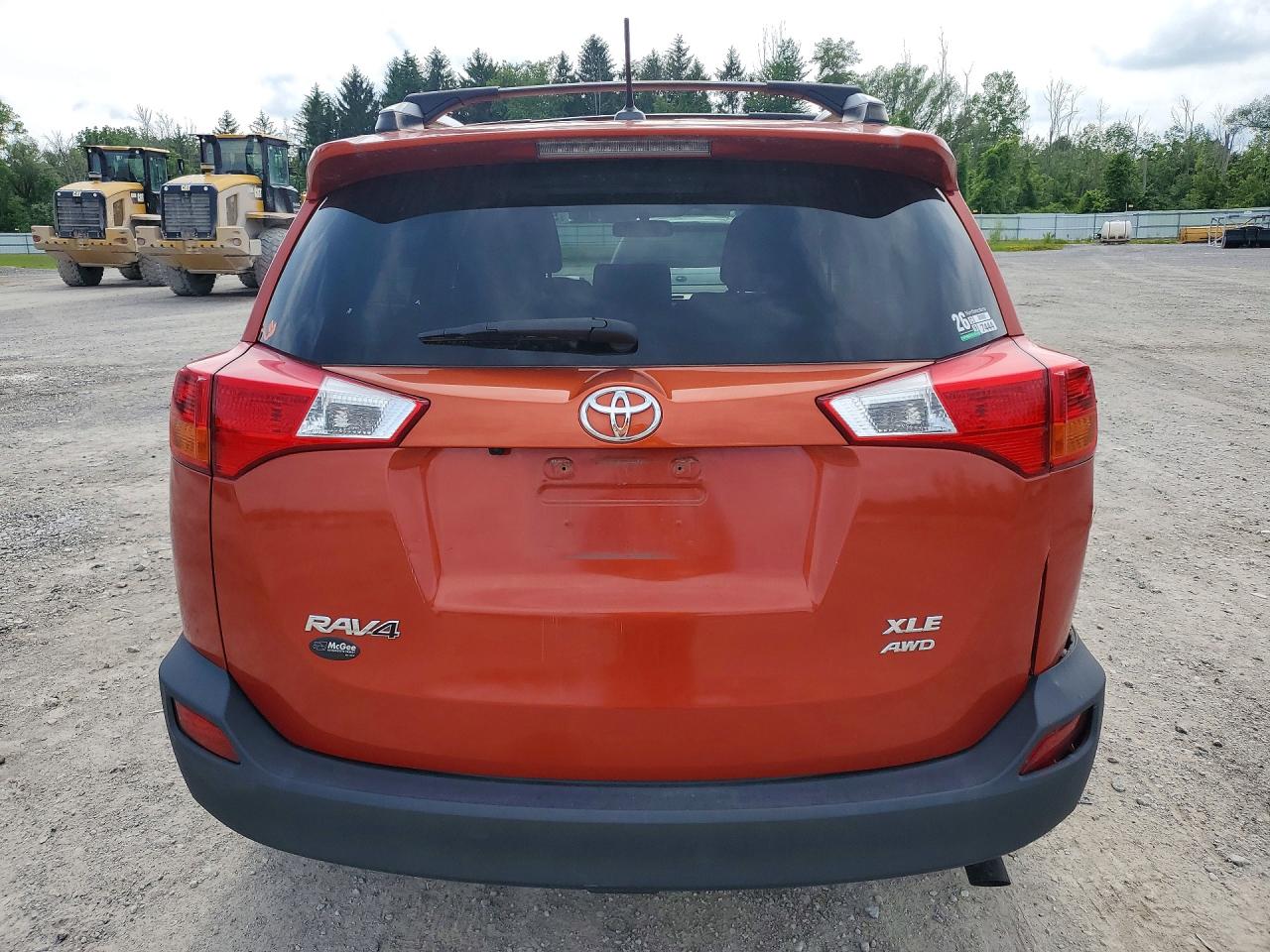 2015 Toyota Rav4 Xle Orange vin: JTMRFREV4FD159605