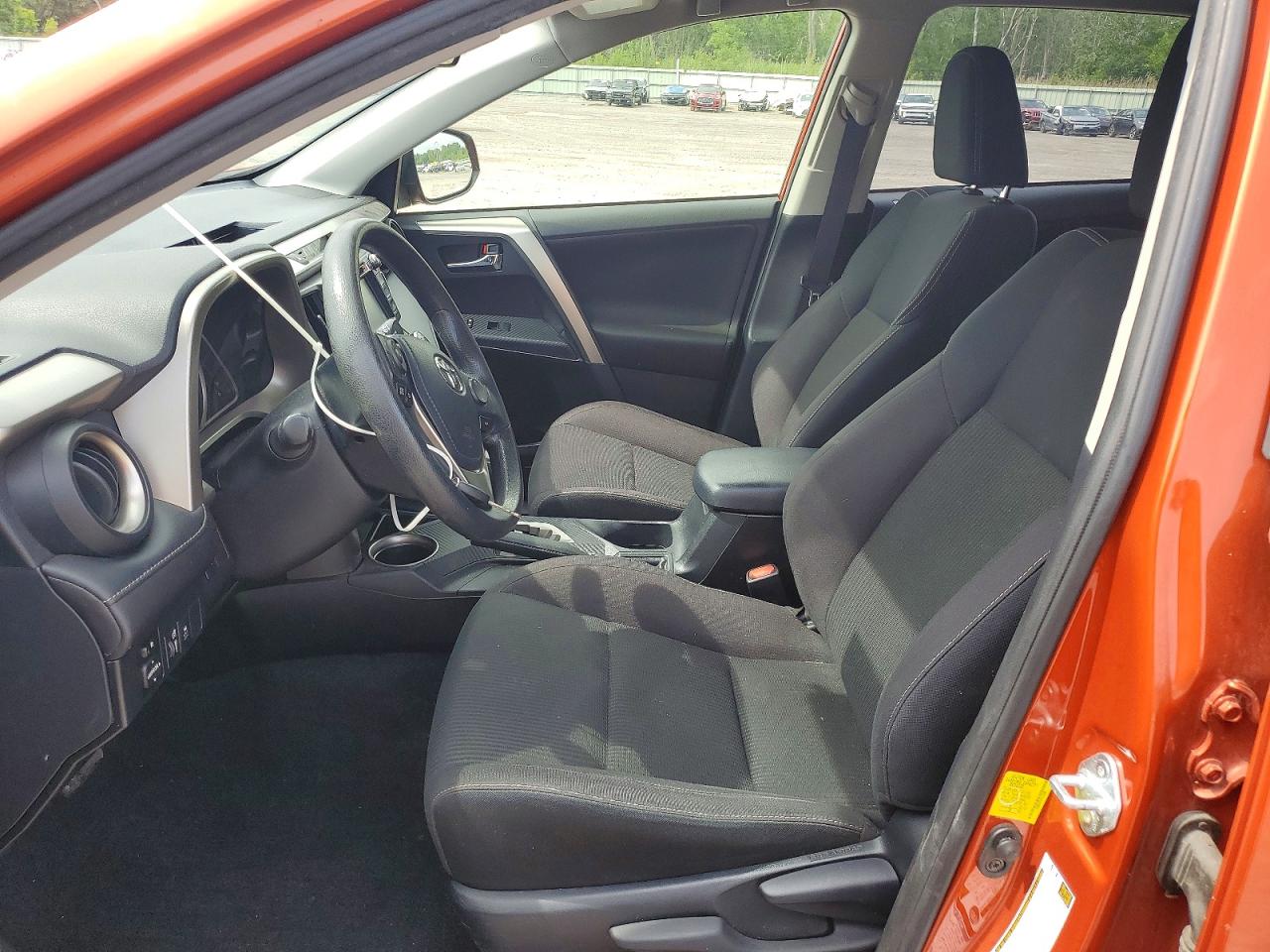 2015 Toyota Rav4 Xle Orange vin: JTMRFREV4FD159605
