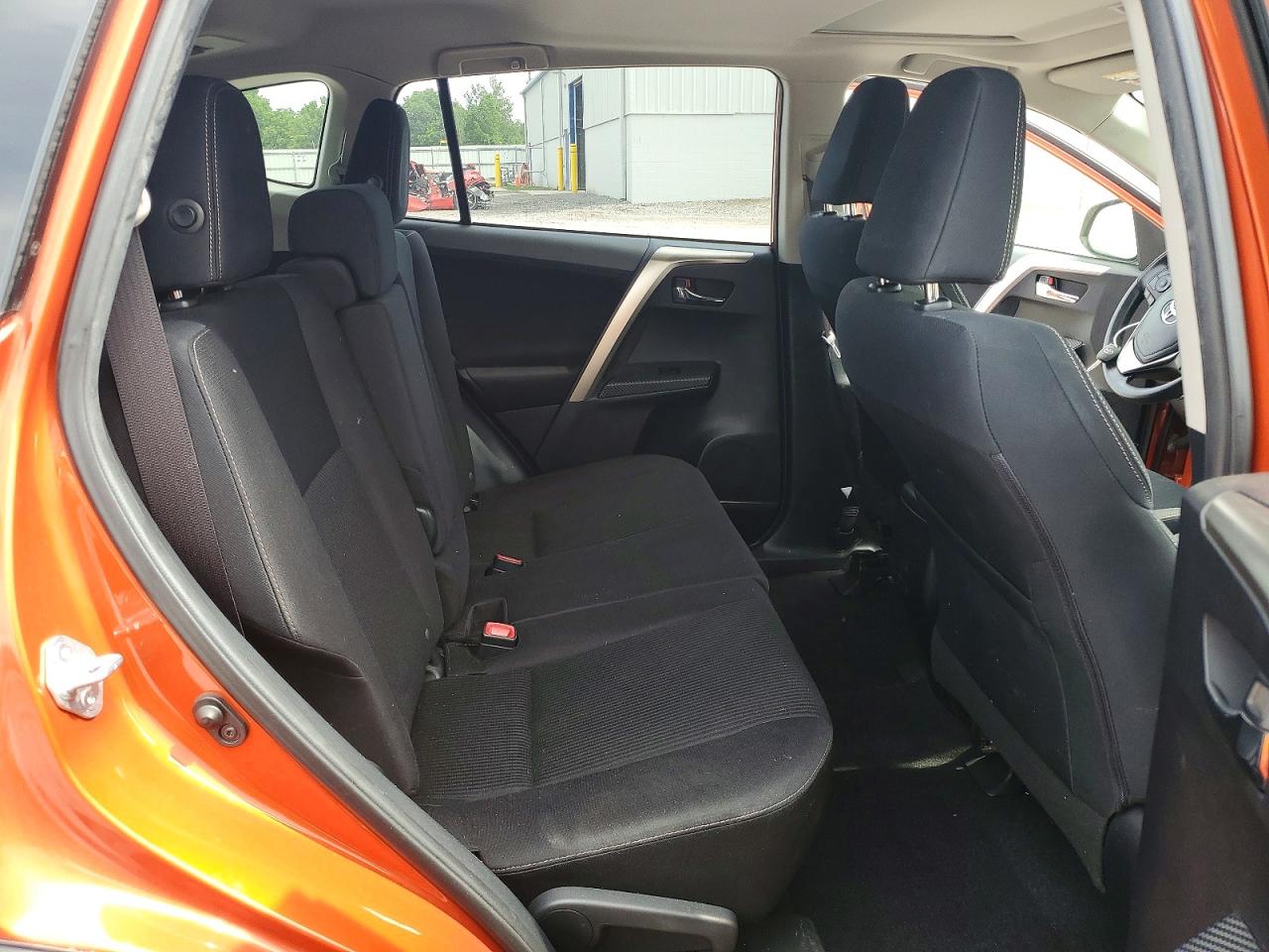 2015 Toyota Rav4 Xle Orange vin: JTMRFREV4FD159605