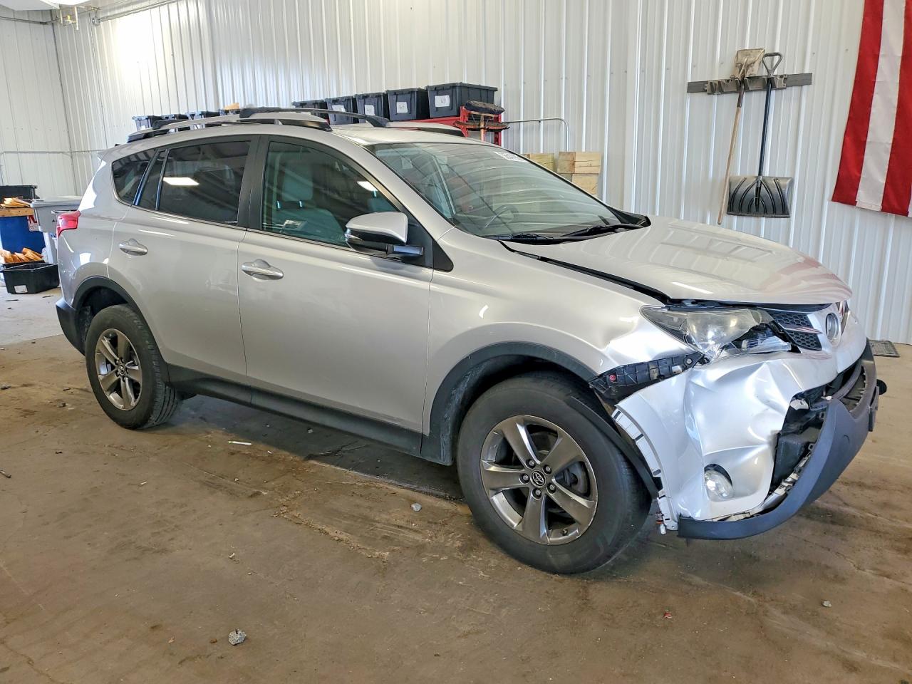 2015 Toyota Rav4 Xle Silver vin: JTMRFREV4FD163251