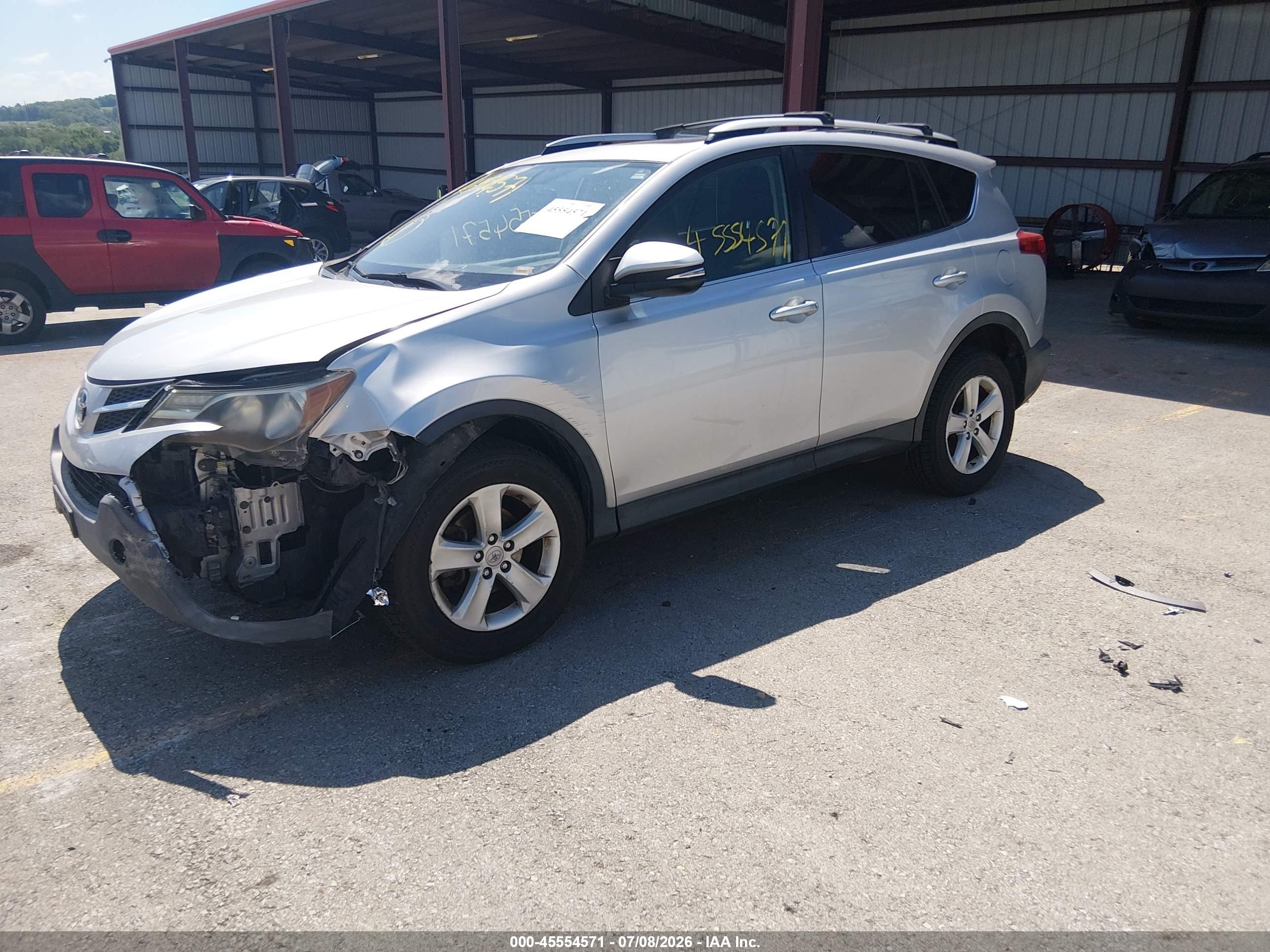 2013 Toyota Rav4 Xle Серебряный vin: JTMRFREV5D5013981