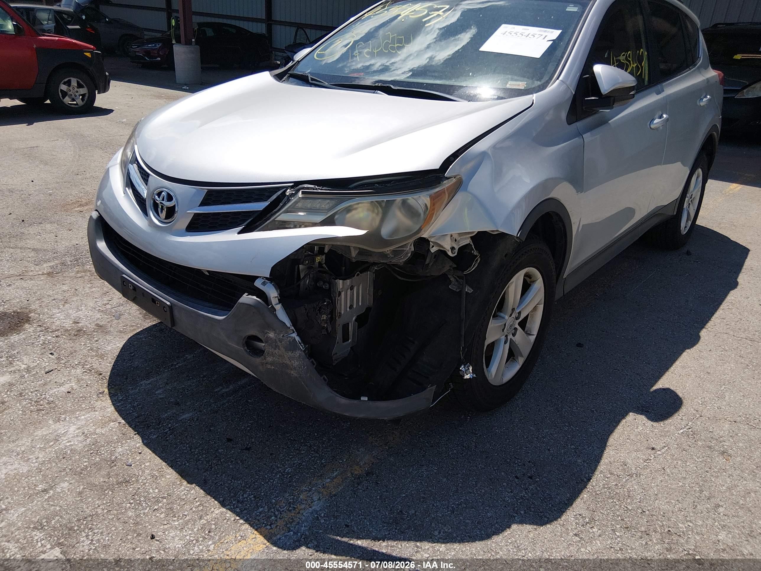 2013 Toyota Rav4 Xle Серебряный vin: JTMRFREV5D5013981